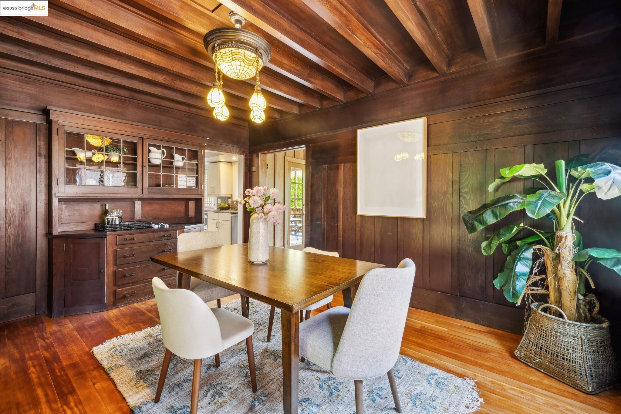 Detail Gallery Image 13 of 44 For 2826 Garber St, Berkeley,  CA 94705 - 3 Beds | 3 Baths