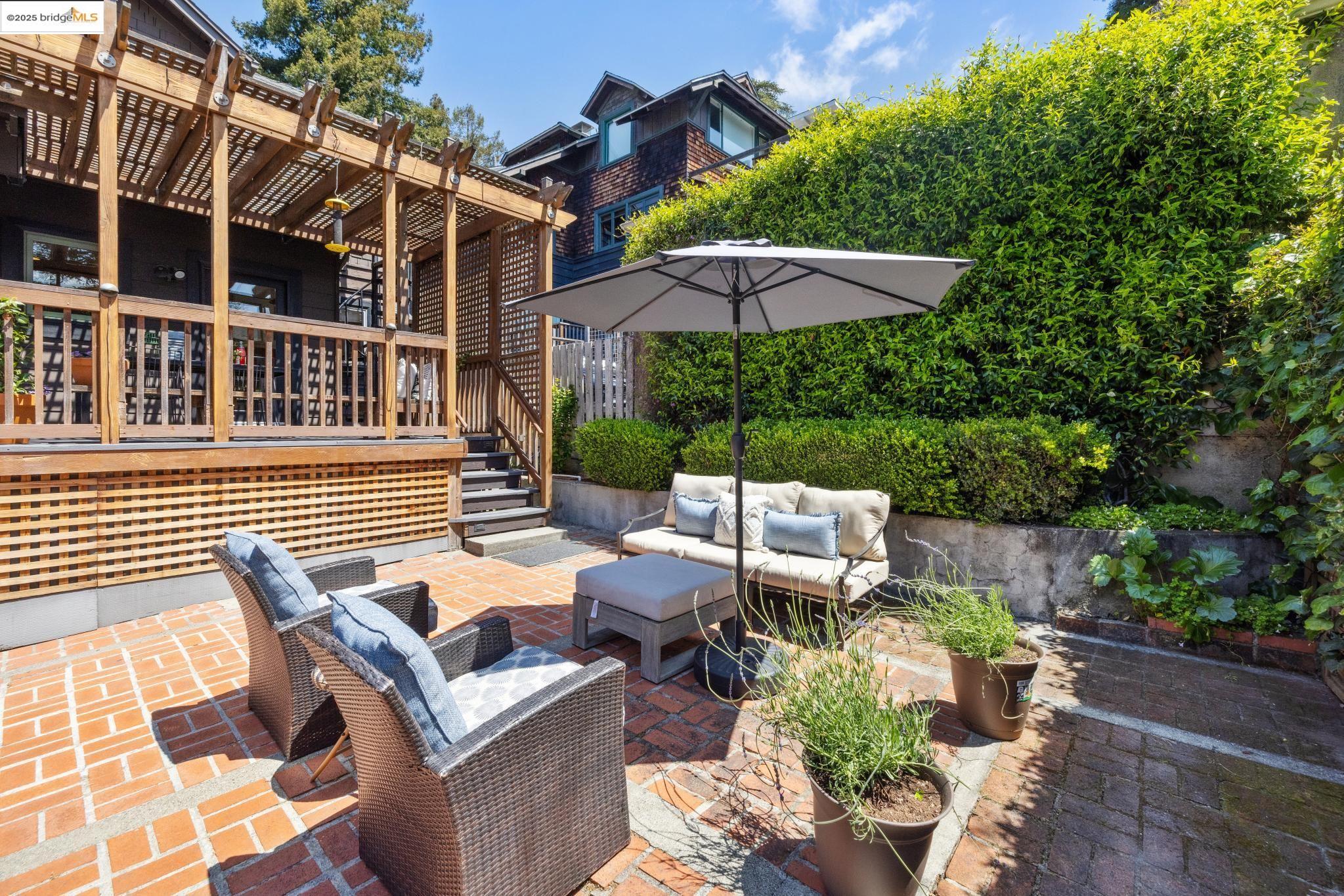 Detail Gallery Image 39 of 44 For 2826 Garber St, Berkeley,  CA 94705 - 3 Beds | 3 Baths
