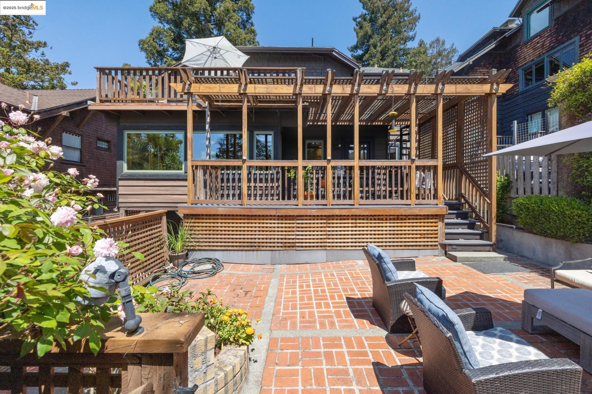 Detail Gallery Image 40 of 44 For 2826 Garber St, Berkeley,  CA 94705 - 3 Beds | 3 Baths