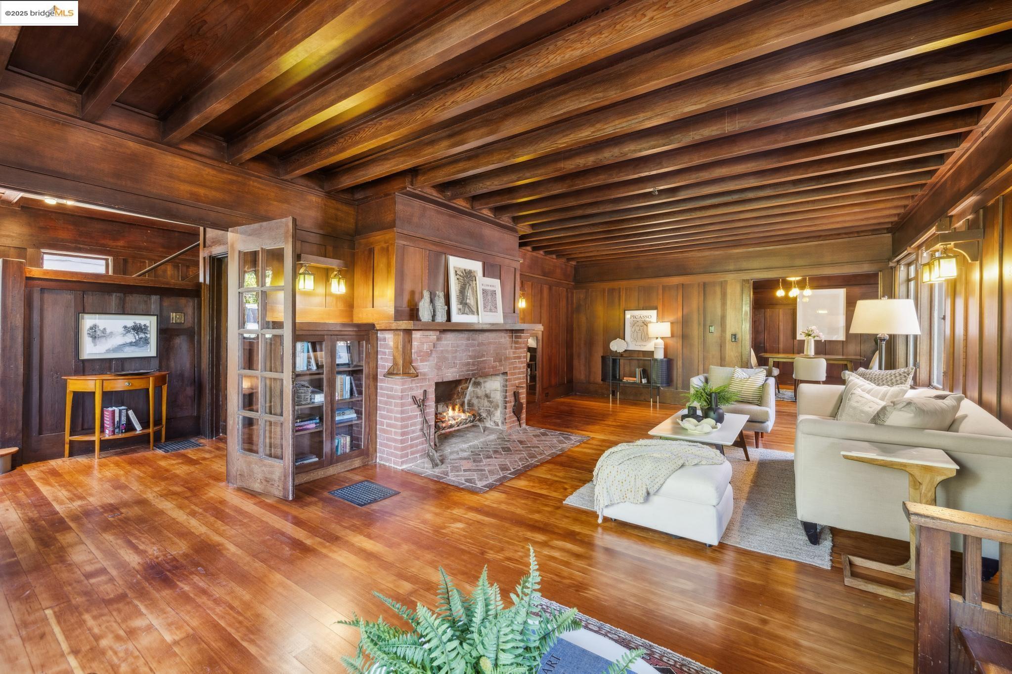 Detail Gallery Image 9 of 44 For 2826 Garber St, Berkeley,  CA 94705 - 3 Beds | 3 Baths