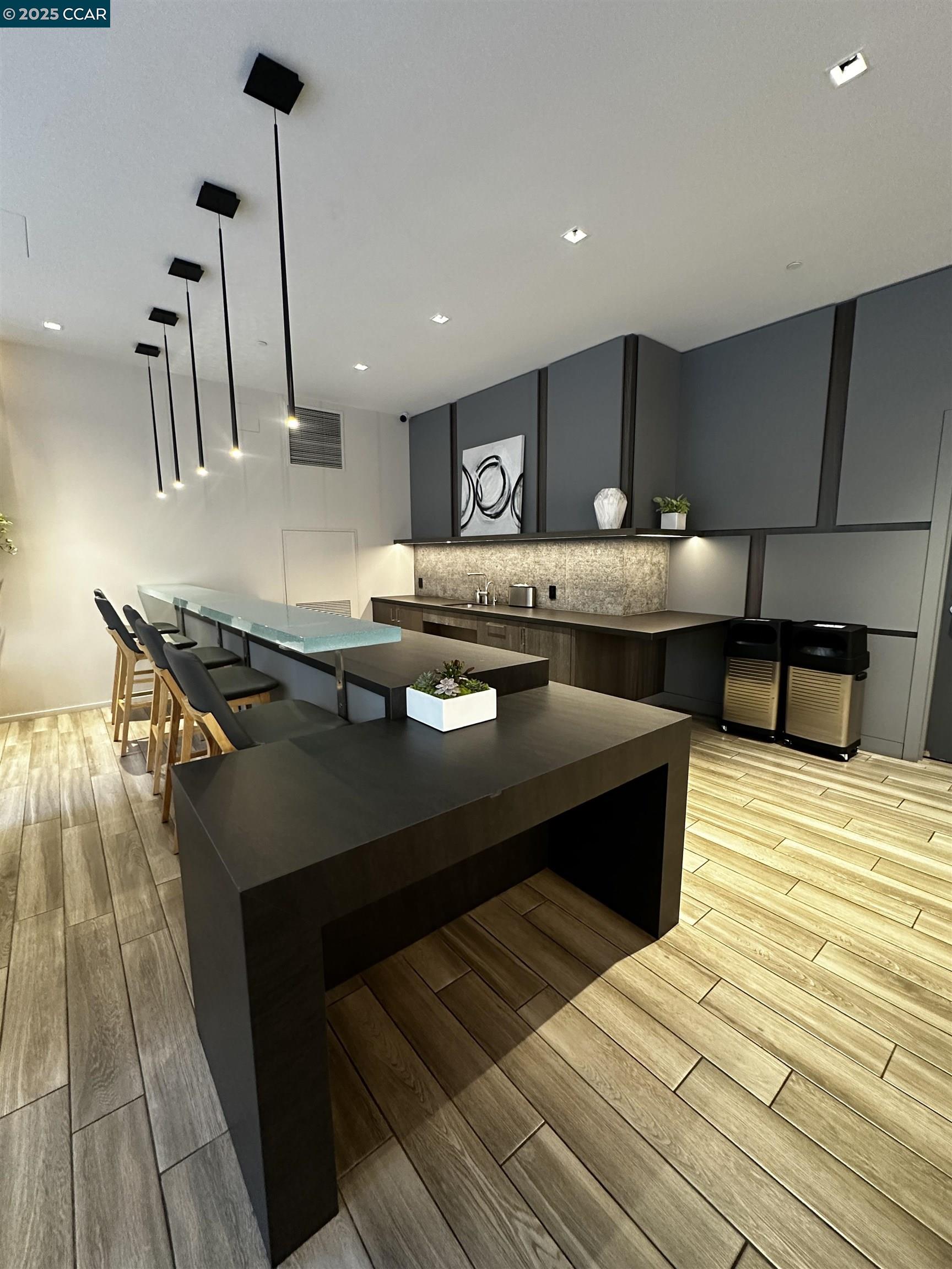 Detail Gallery Image 26 of 49 For 338 Spear St 6j,  San Francisco,  CA 94105 - 1 Beds | 1 Baths