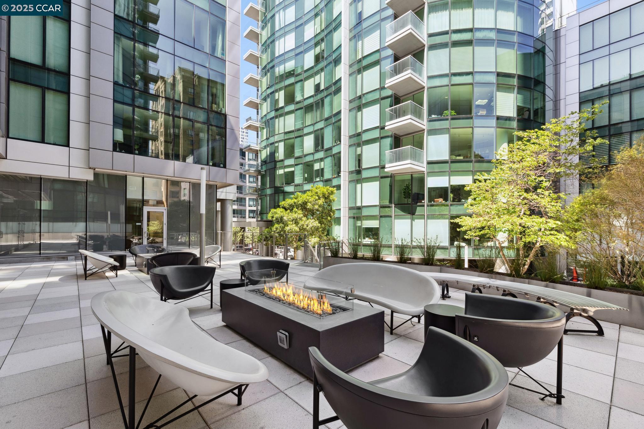 Detail Gallery Image 30 of 49 For 338 Spear St 6j,  San Francisco,  CA 94105 - 1 Beds | 1 Baths