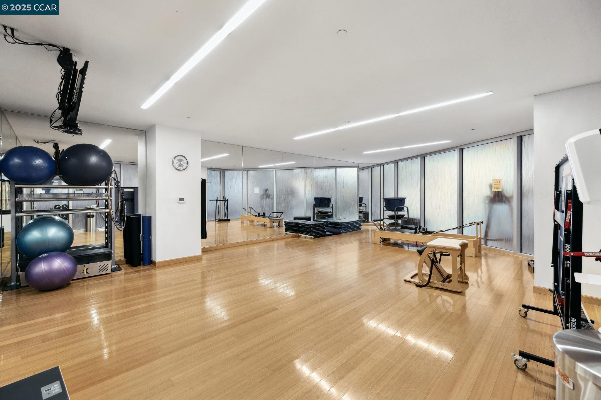 Detail Gallery Image 37 of 49 For 338 Spear St 6j,  San Francisco,  CA 94105 - 1 Beds | 1 Baths