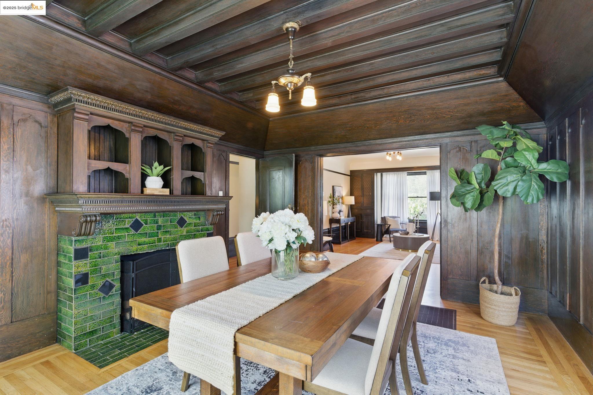 Detail Gallery Image 10 of 52 For 835 W Macarthur, Oakland,  CA 94608 - 4 Beds | 2 Baths