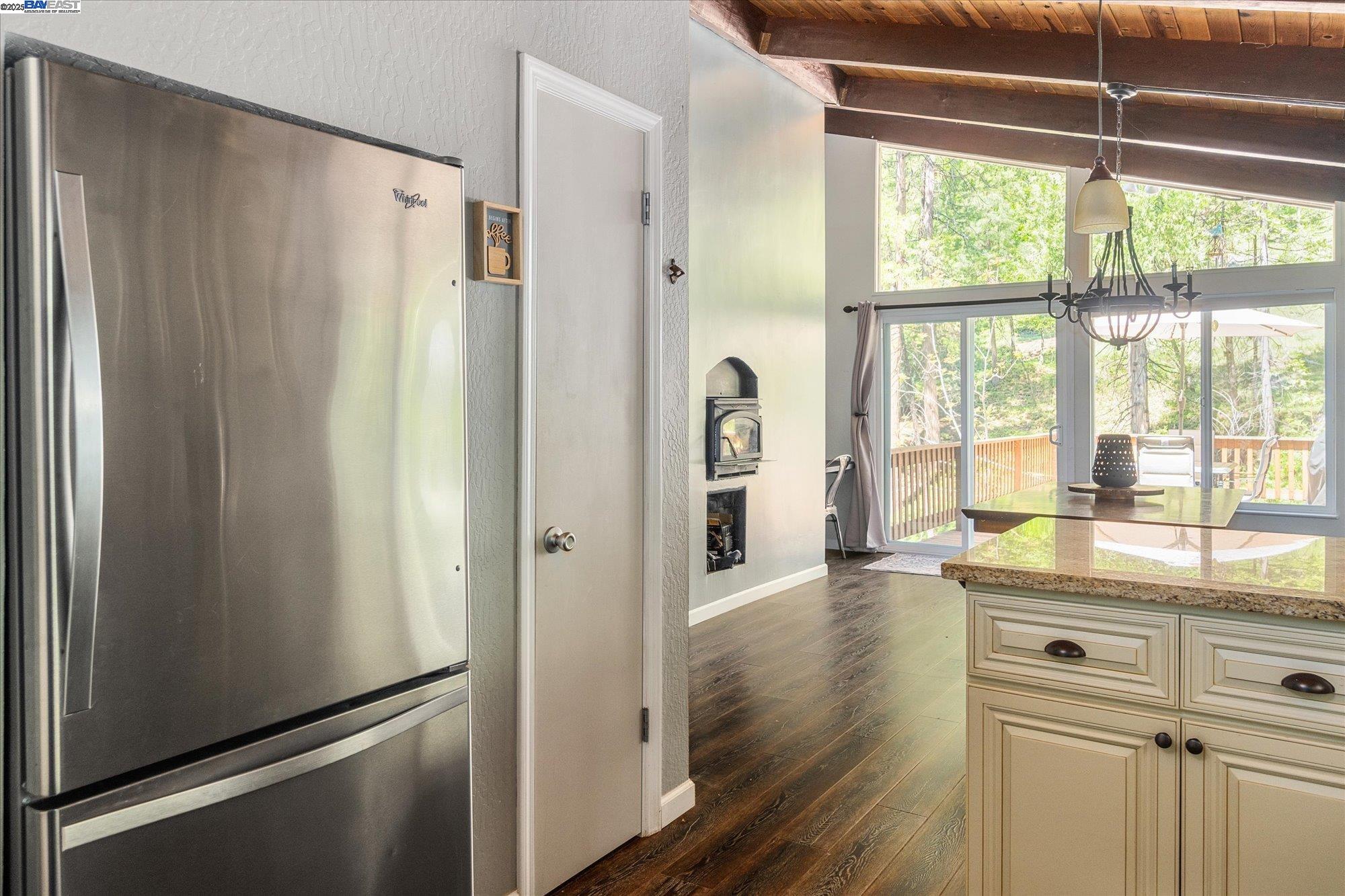 Detail Gallery Image 13 of 36 For 2190 Patricia Ln, Arnold,  CA 95223 - 3 Beds | 2/1 Baths
