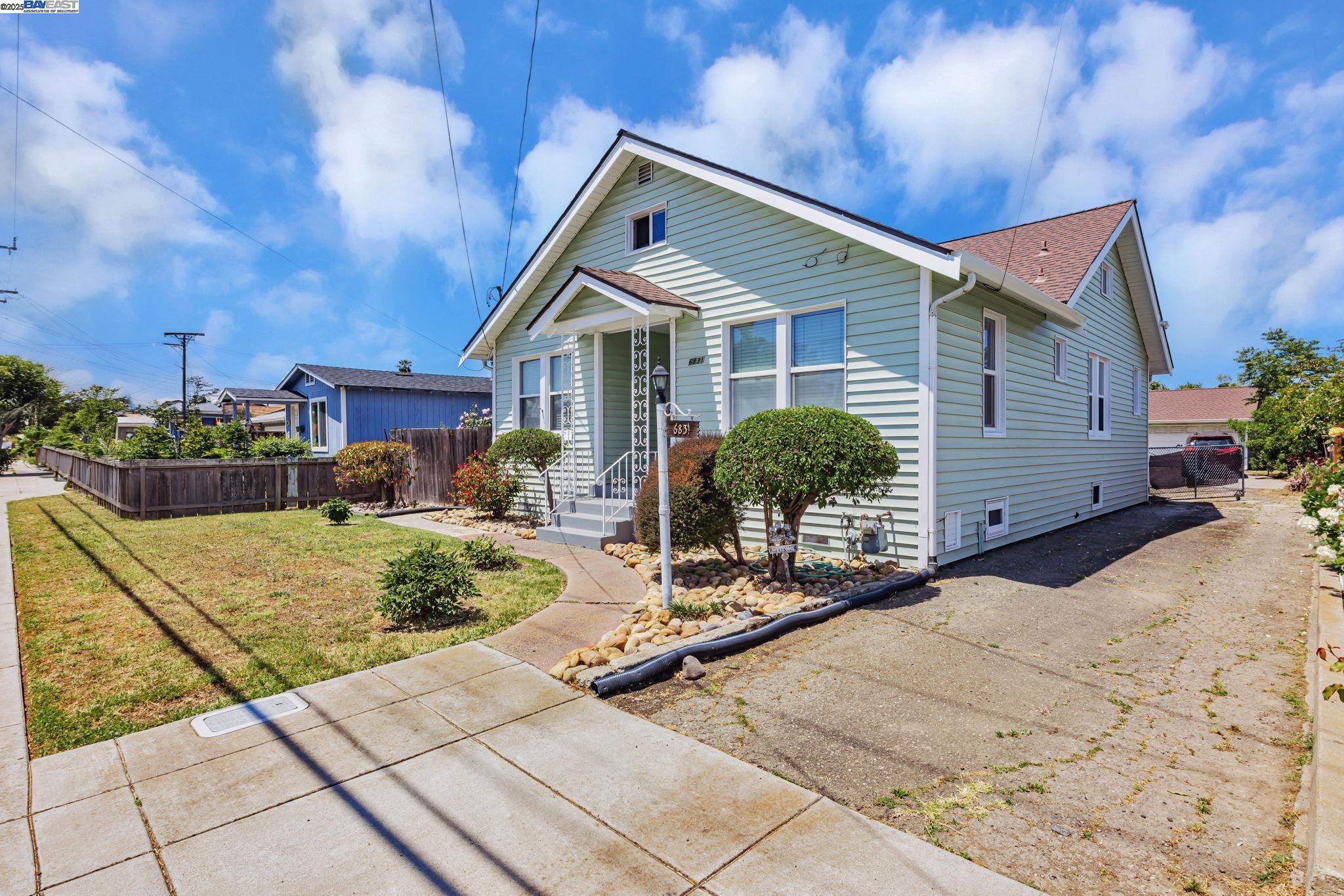 Detail Gallery Image 4 of 42 For 6831 Dairy Ave, Newark,  CA 94560 - 2 Beds | 1 Baths