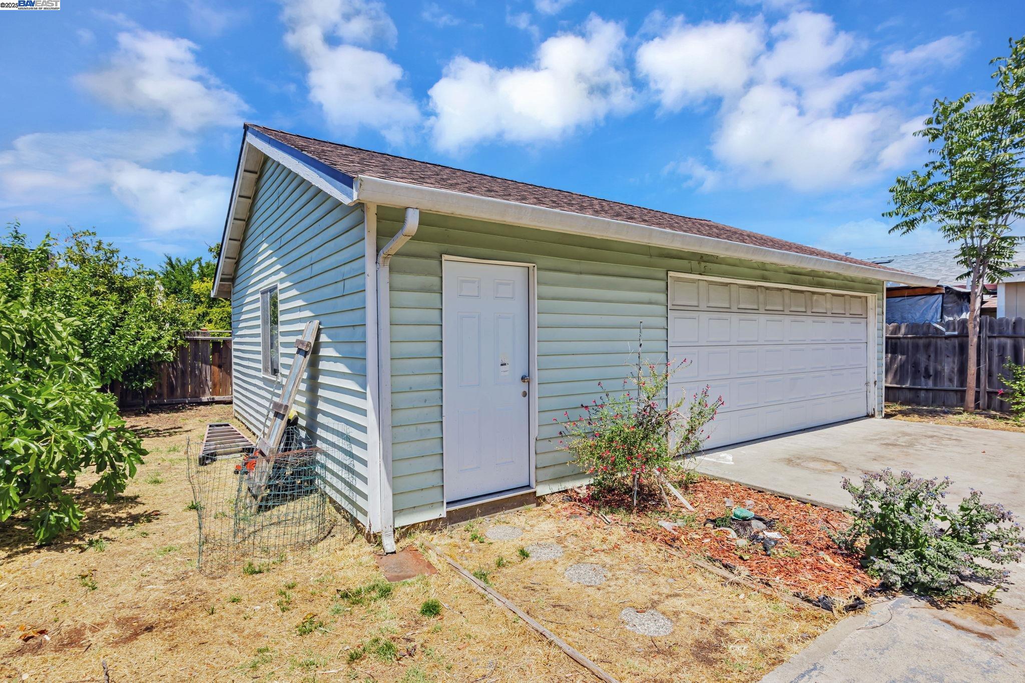 Detail Gallery Image 37 of 42 For 6831 Dairy Ave, Newark,  CA 94560 - 2 Beds | 1 Baths