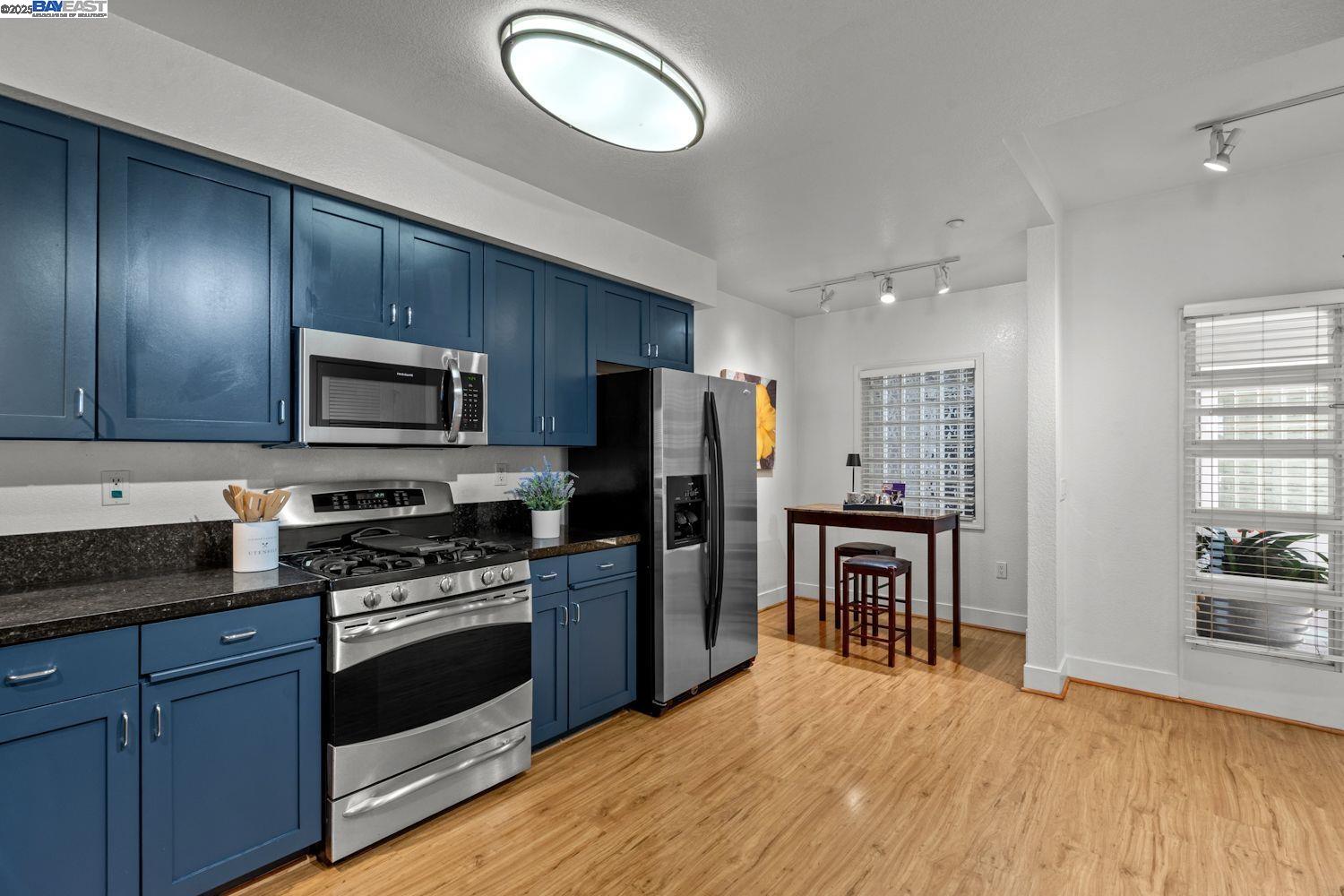 Photo #6: 41096325 Listing: Photo #6