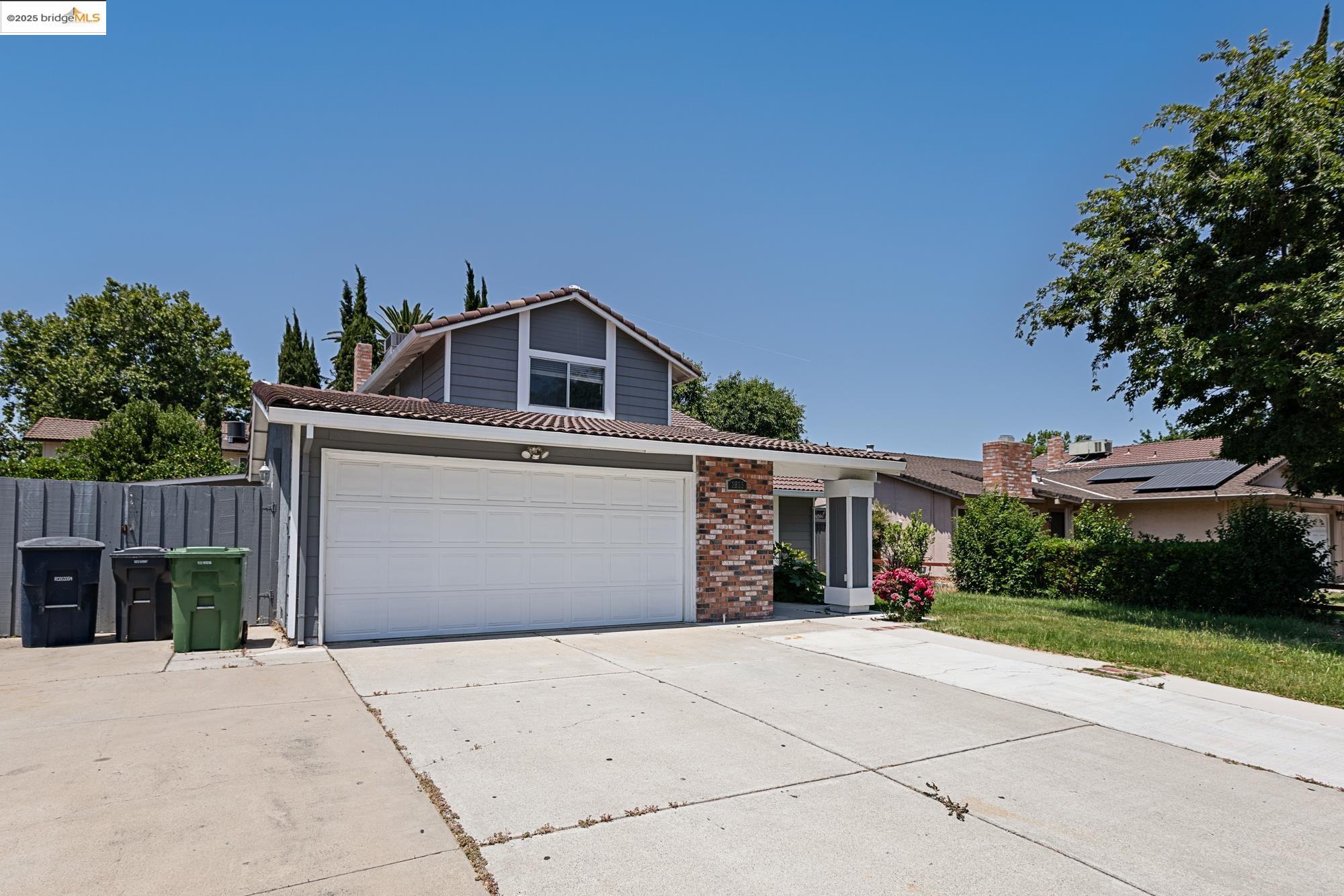 Detail Gallery Image 2 of 32 For 2825 Georgia Drive, Tracy,  CA 95376 - 4 Beds | 3 Baths
