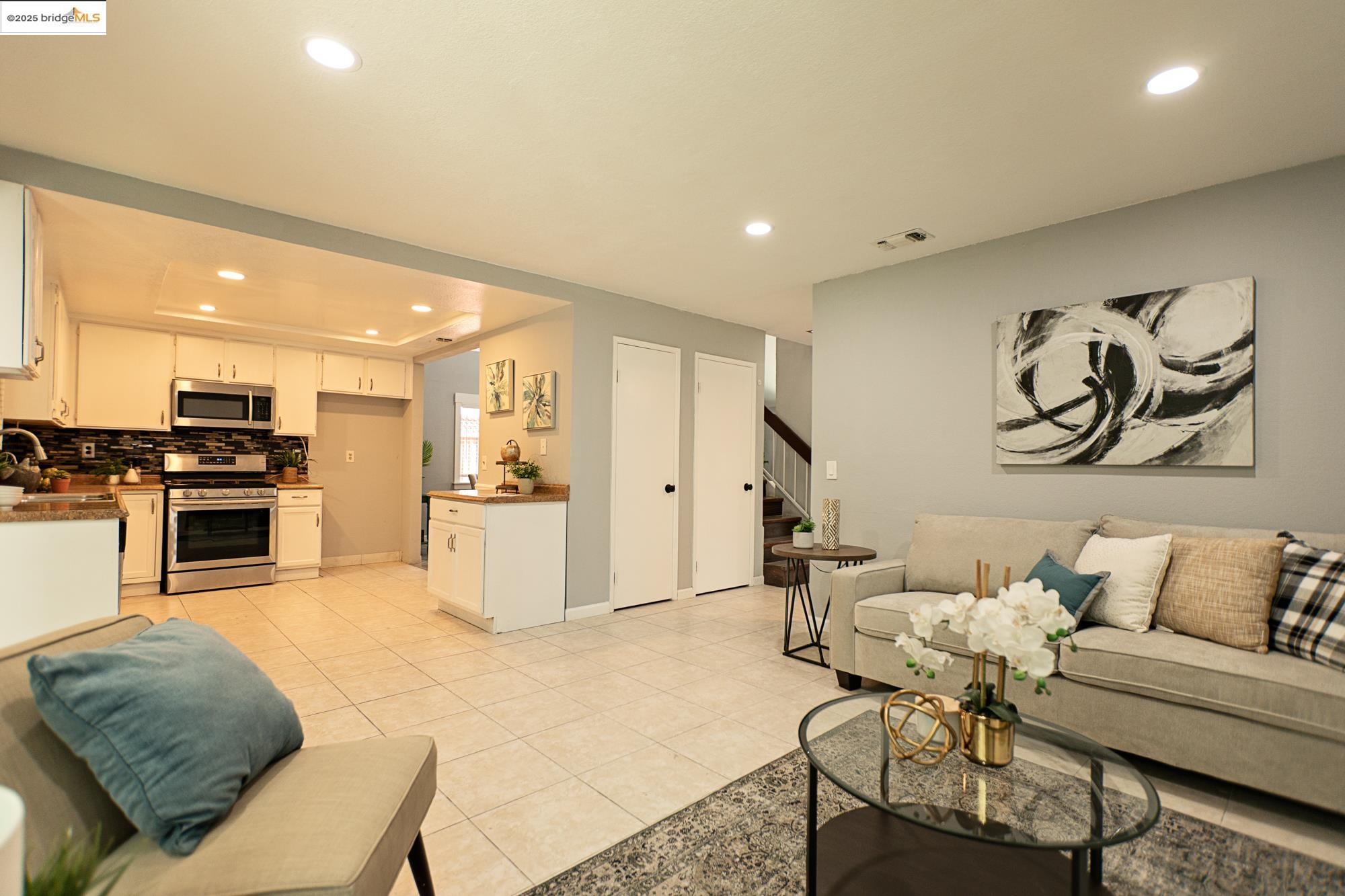 Detail Gallery Image 9 of 32 For 2825 Georgia Drive, Tracy,  CA 95376 - 4 Beds | 3 Baths