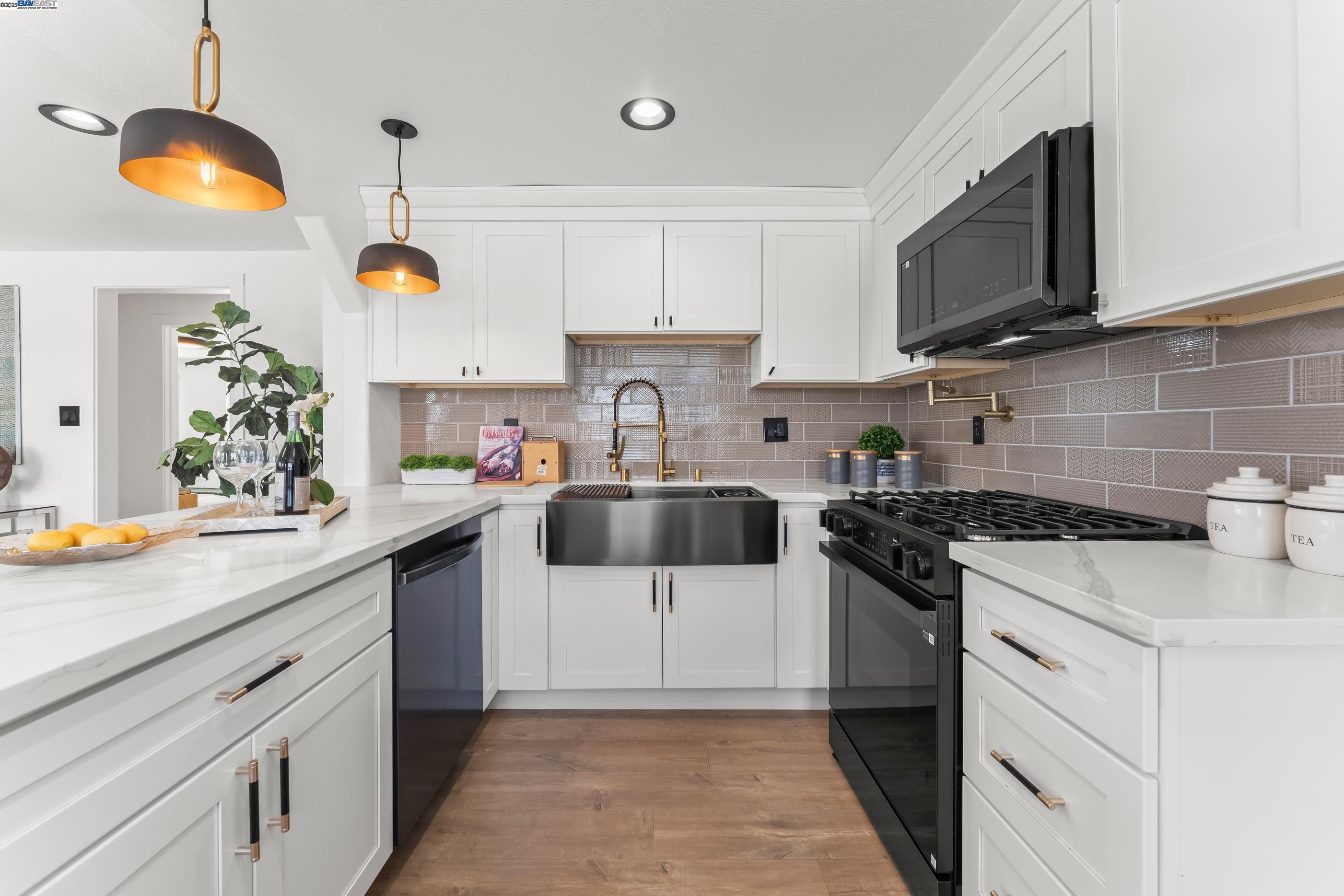 Detail Gallery Image 11 of 36 For 6288 Wilma Ave, Newark,  CA 94560 - 3 Beds | 1 Baths