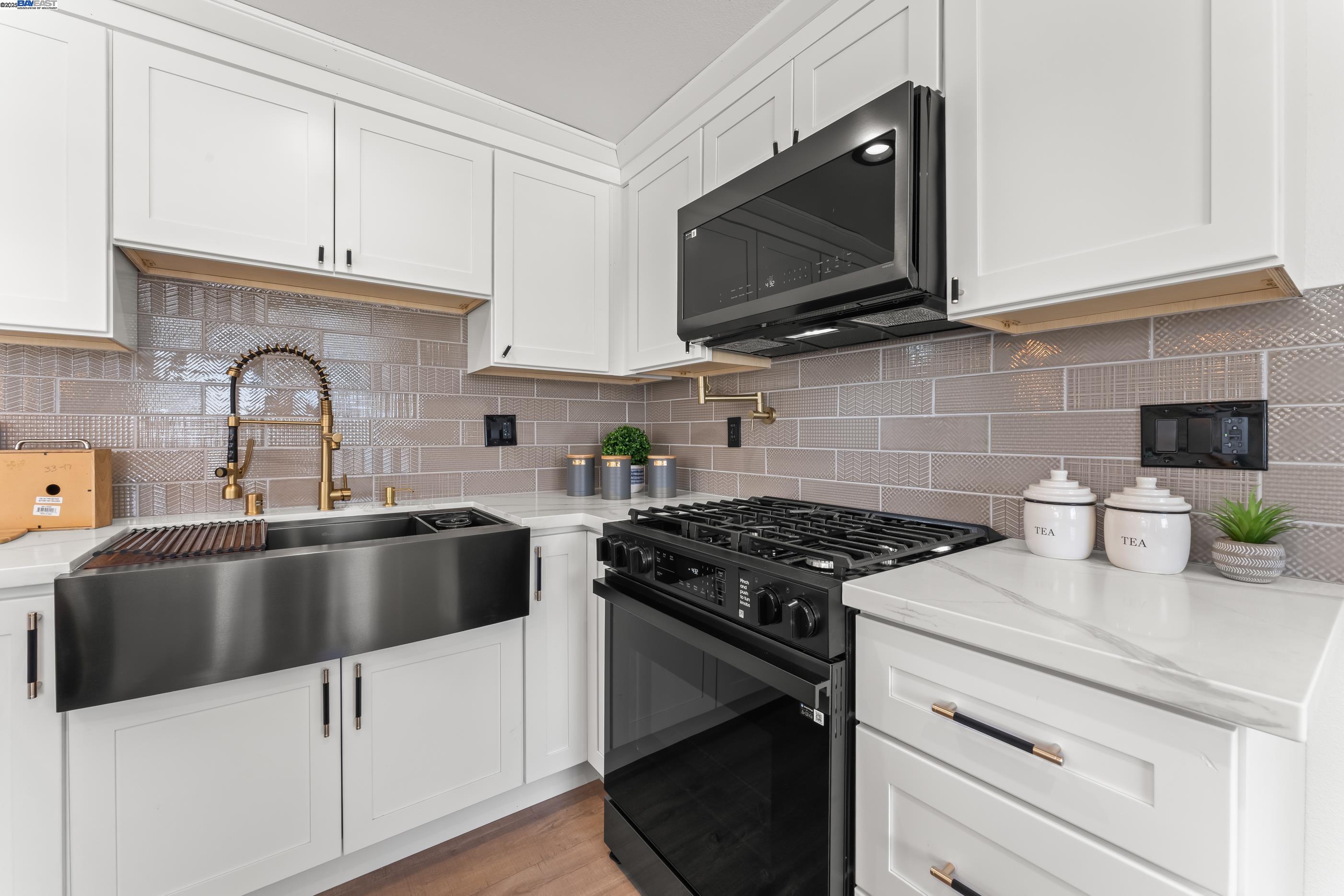 Detail Gallery Image 12 of 36 For 6288 Wilma Ave, Newark,  CA 94560 - 3 Beds | 1 Baths