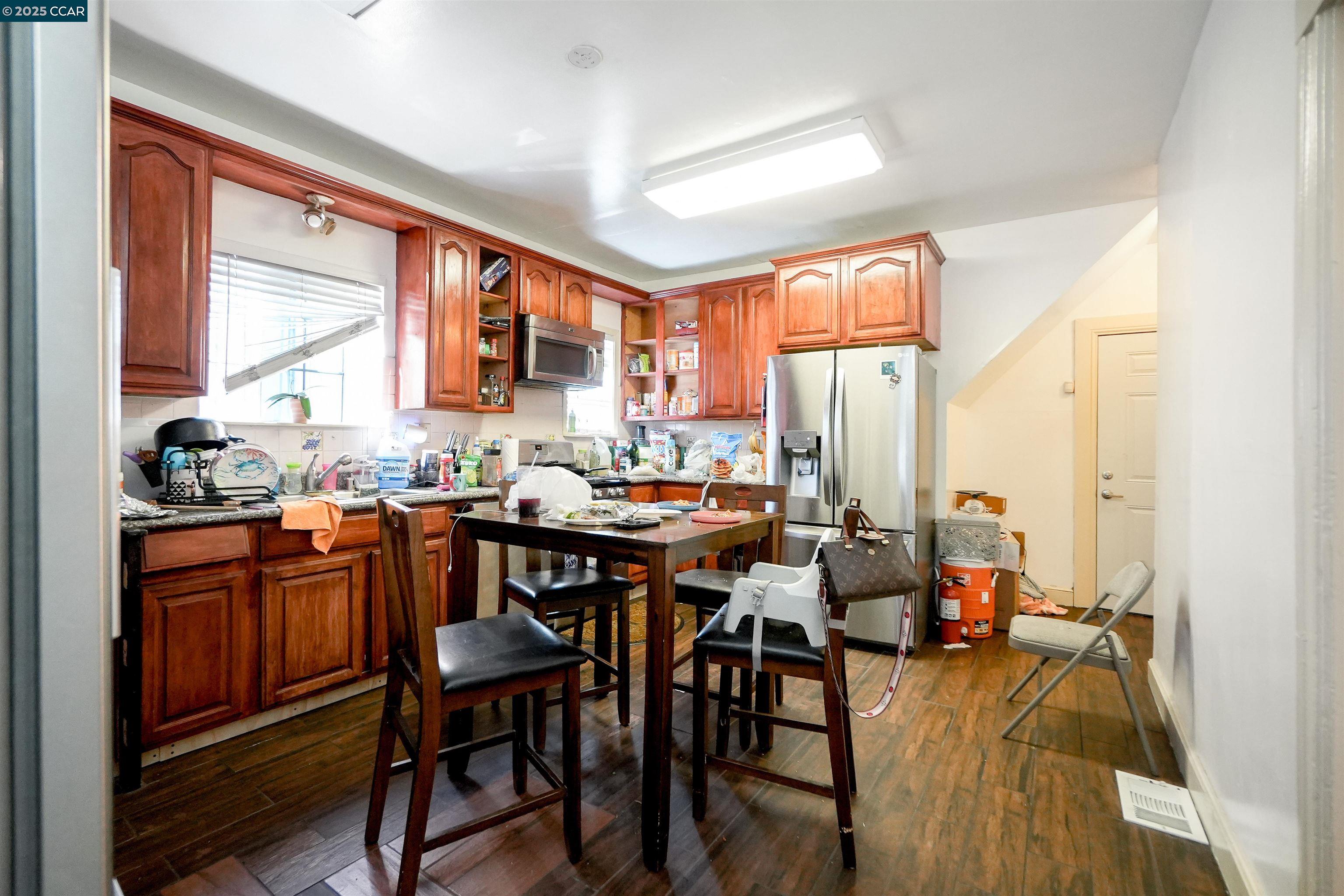 property-img