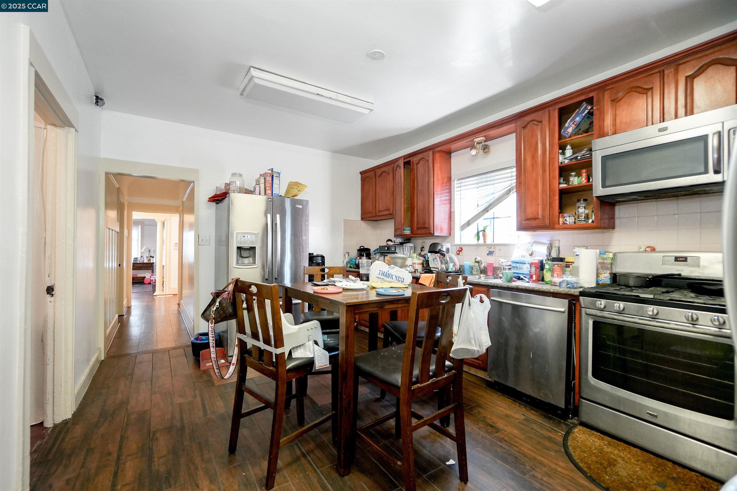 property-img