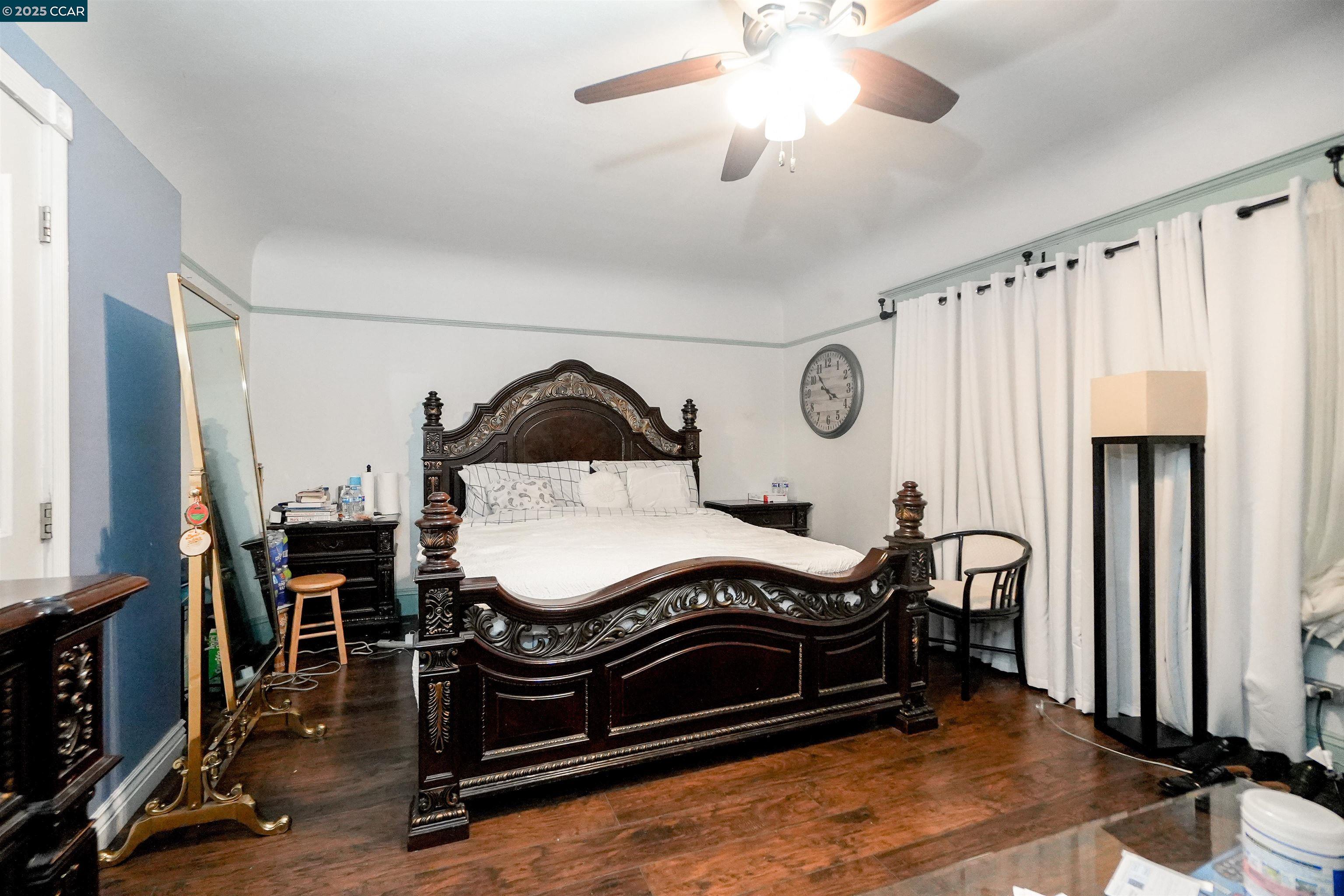 property-img