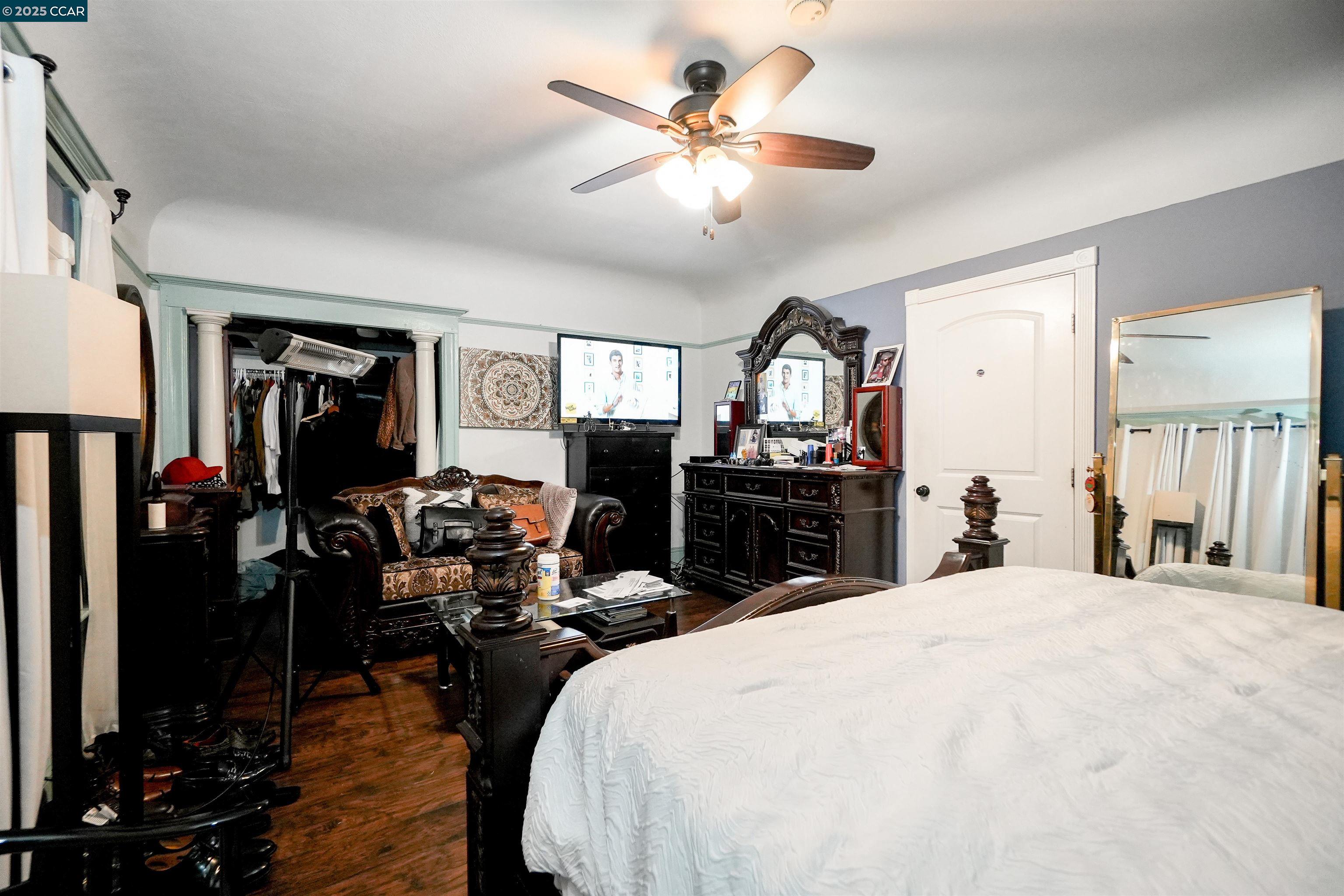 property-img