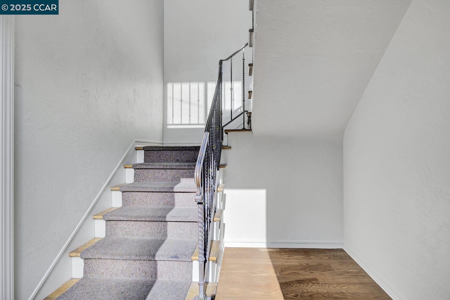 Detail Gallery Image 4 of 43 For 5420 Ygnacio Ave, Oakland,  CA 94601 - – Beds | – Baths