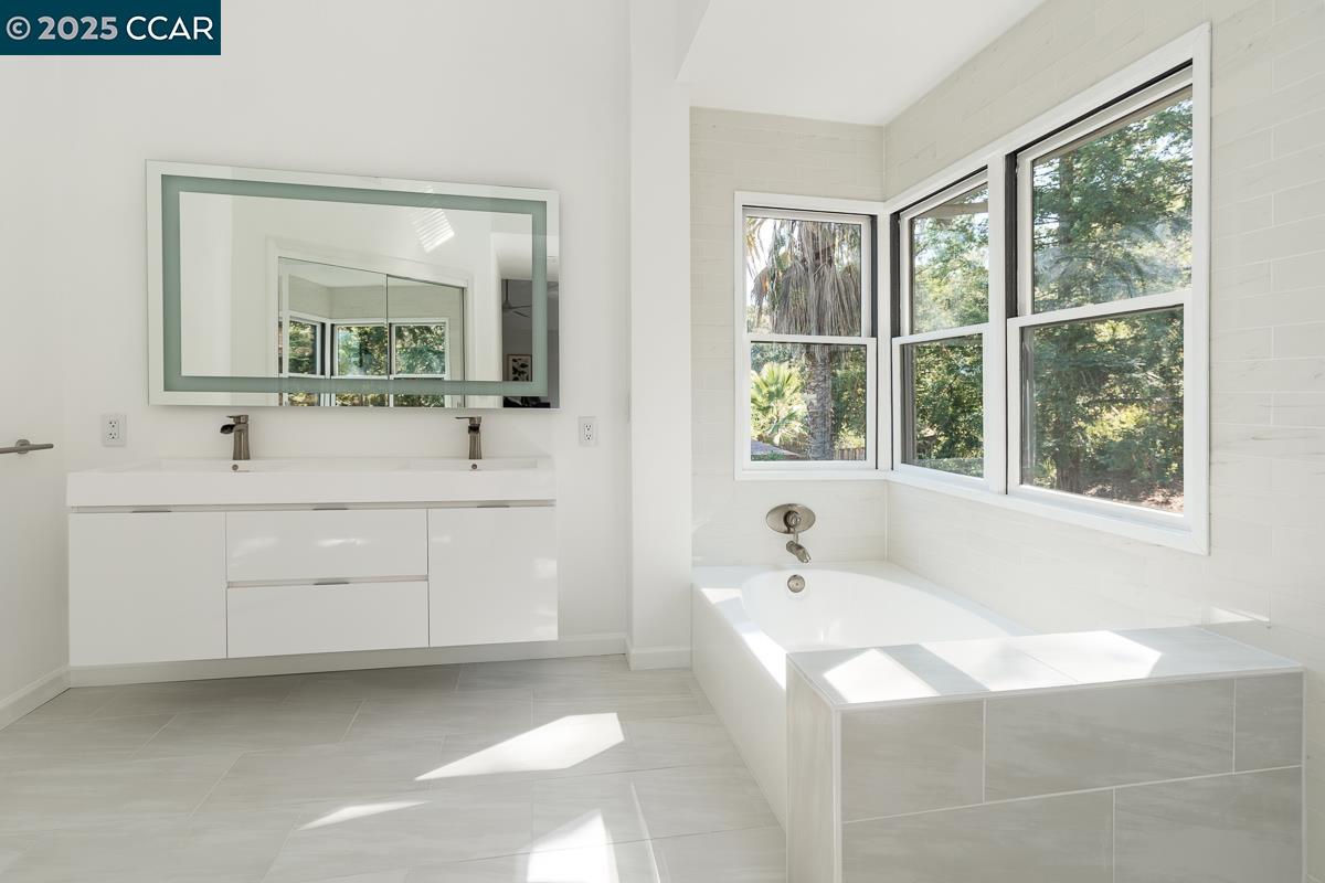 Detail Gallery Image 23 of 56 For 311 Valley High Dr, Pleasant Hill,  CA 94523 - 4 Beds | 3 Baths