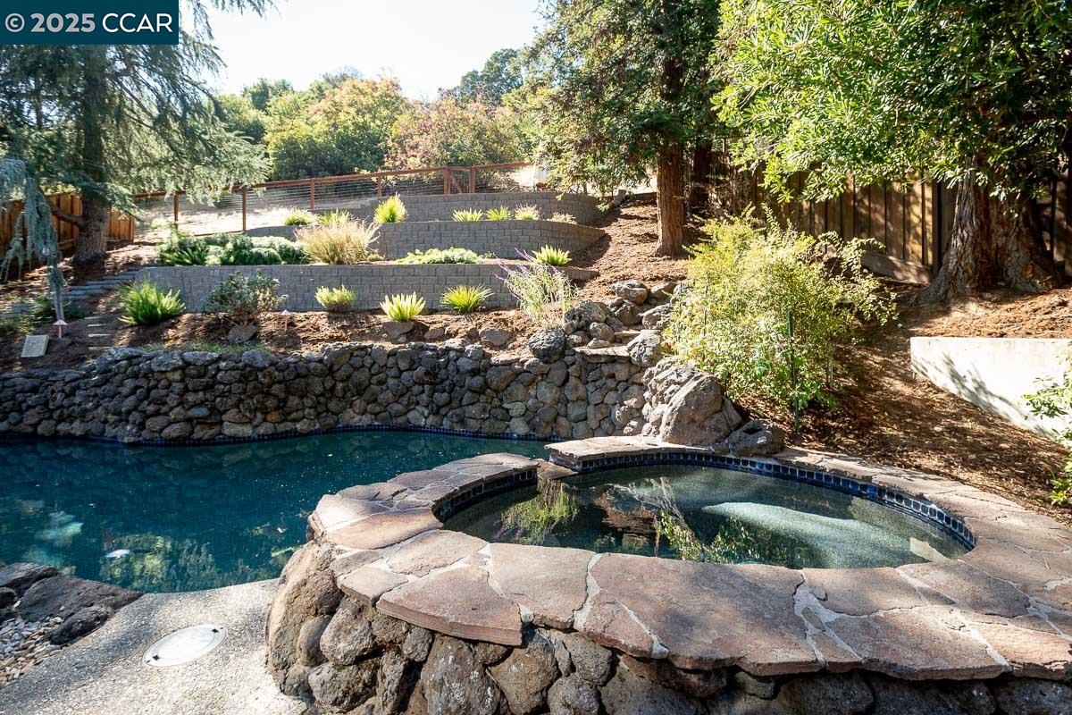 Detail Gallery Image 45 of 56 For 311 Valley High Dr, Pleasant Hill,  CA 94523 - 4 Beds | 3 Baths