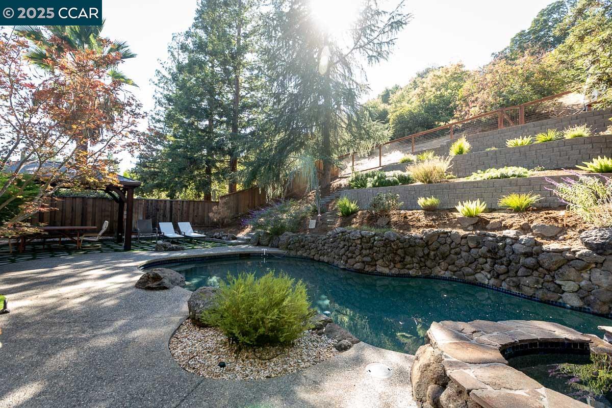 Detail Gallery Image 48 of 56 For 311 Valley High Dr, Pleasant Hill,  CA 94523 - 4 Beds | 3 Baths