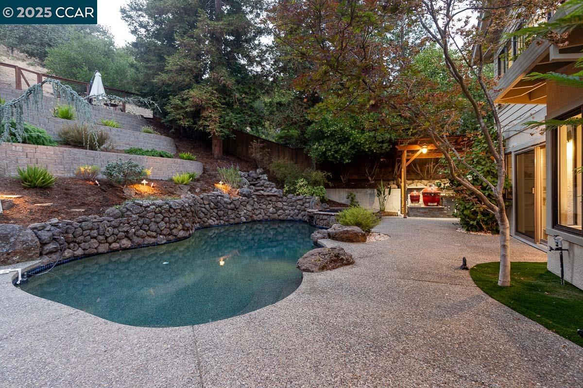 Detail Gallery Image 50 of 56 For 311 Valley High Dr, Pleasant Hill,  CA 94523 - 4 Beds | 3 Baths