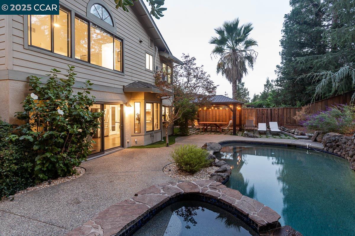Detail Gallery Image 56 of 56 For 311 Valley High Dr, Pleasant Hill,  CA 94523 - 4 Beds | 3 Baths