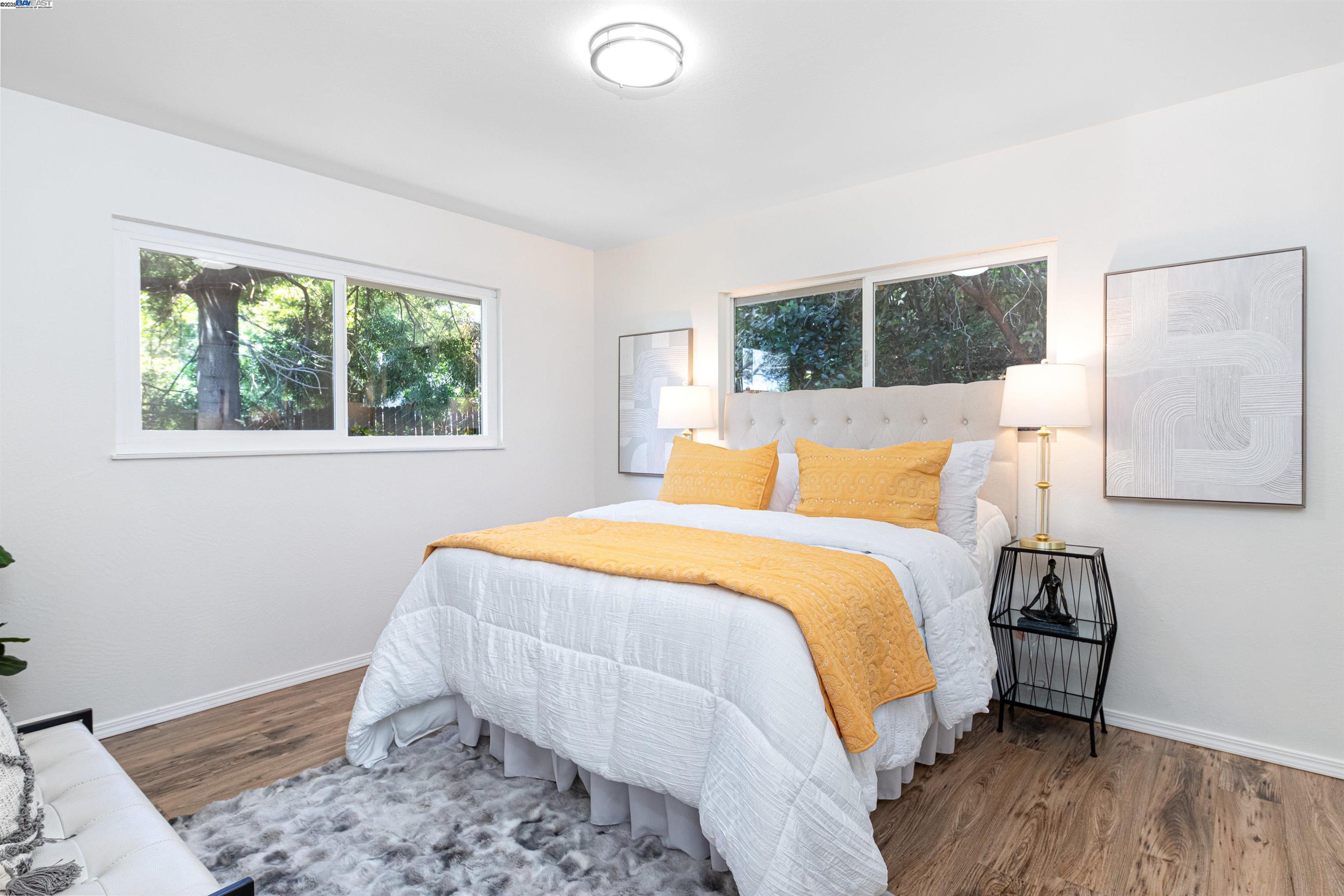 Detail Gallery Image 9 of 22 For 7317 Sunkist Dr, Oakland,  CA 94605 - 2 Beds | 1 Baths