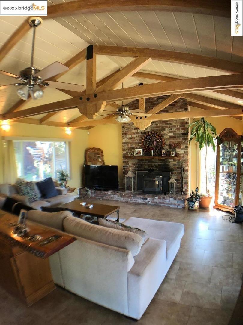 Detail Gallery Image 14 of 16 For 7600 Mountain Blvd, Oakland,  CA 94605 - 5 Beds | 4 Baths