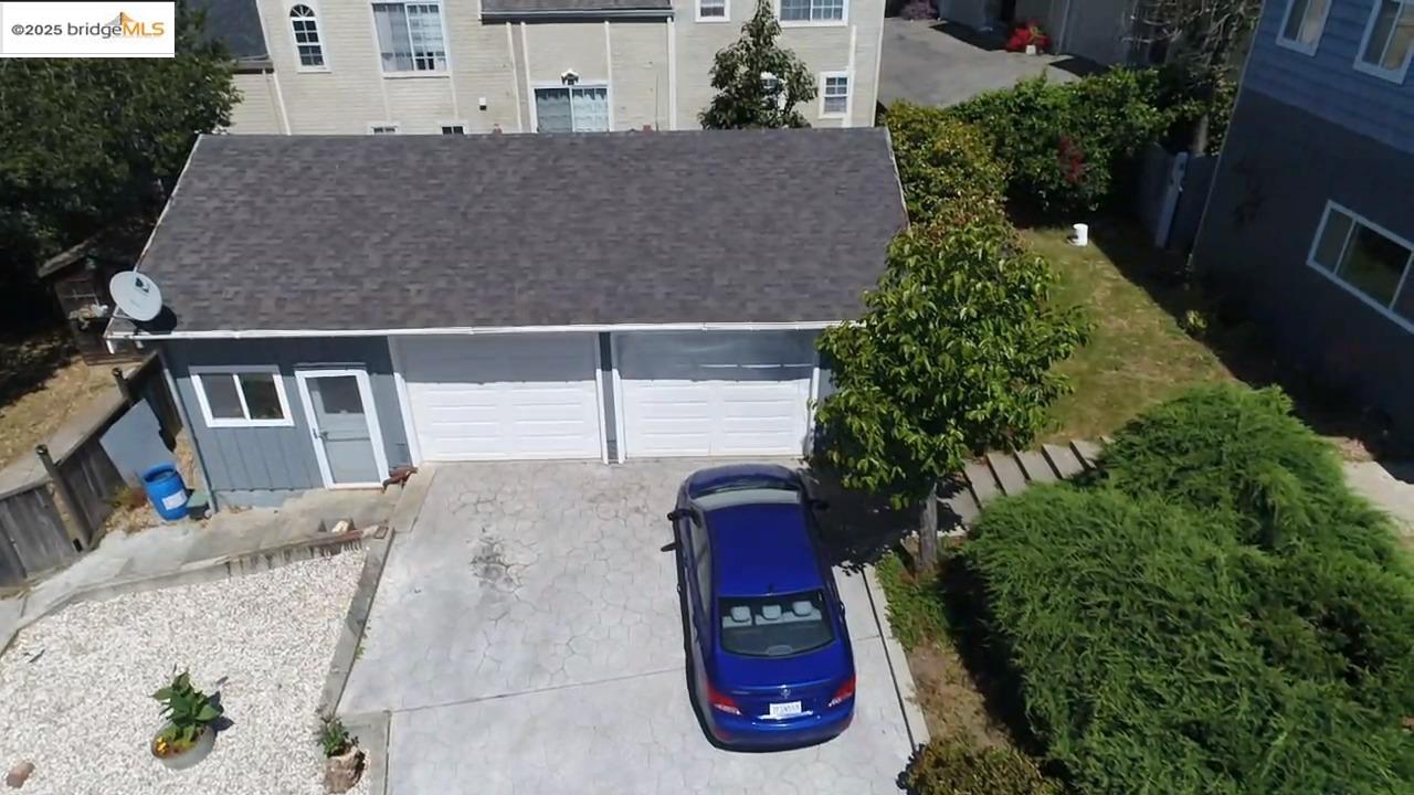 Detail Gallery Image 4 of 16 For 7600 Mountain Blvd, Oakland,  CA 94605 - 5 Beds | 4 Baths
