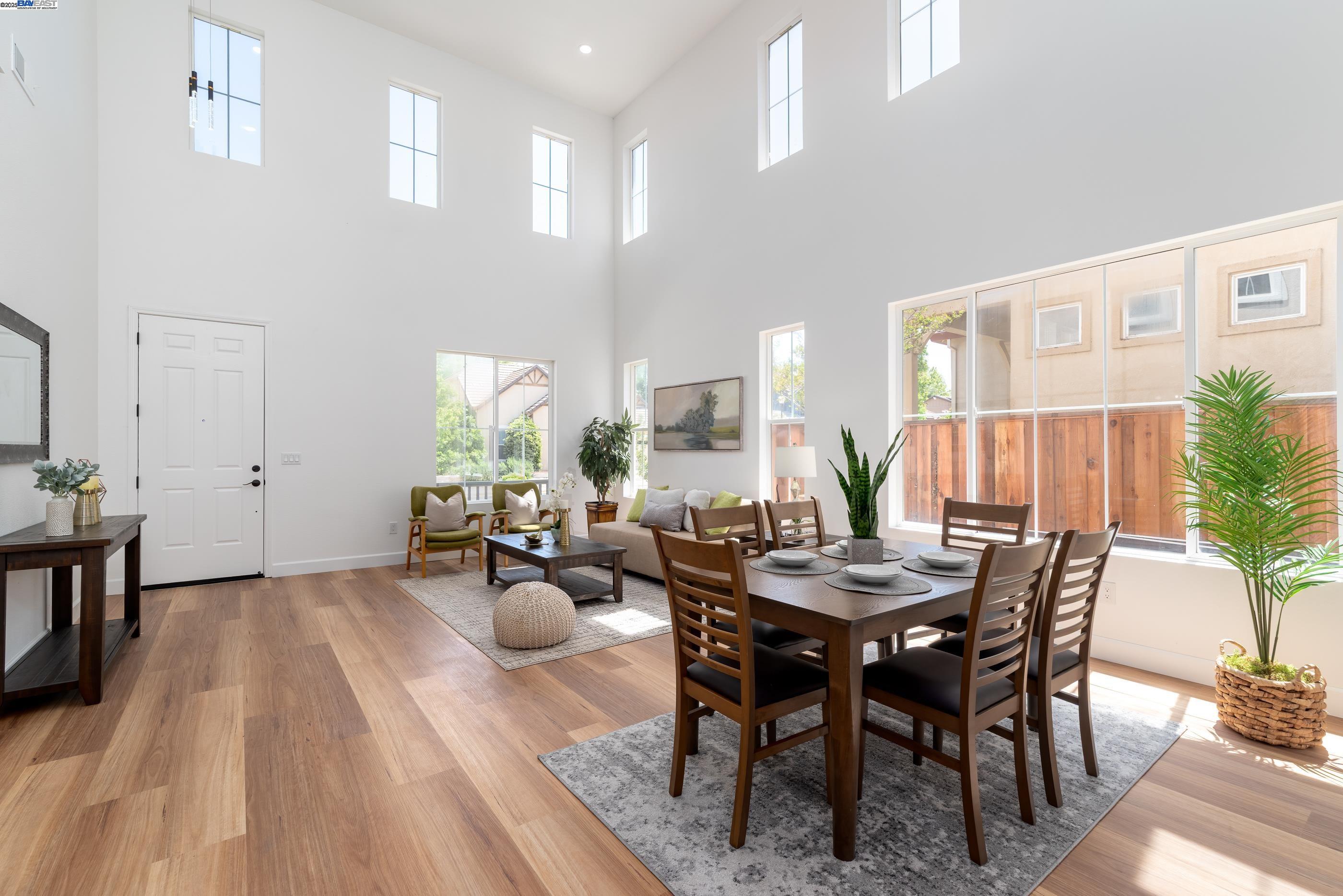 Detail Gallery Image 4 of 46 For 35 Tradition Way, Brentwood,  CA 94513 - 5 Beds | 3 Baths