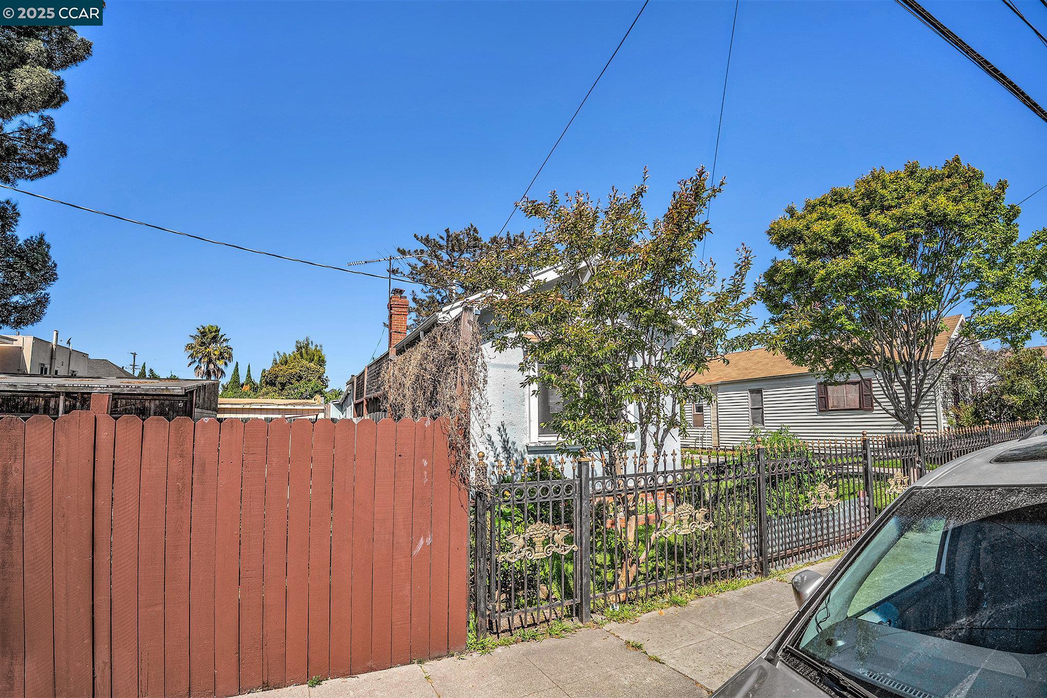 Detail Gallery Image 26 of 30 For 125 17th St, Richmond,  CA 94801 - 2 Beds | 2 Baths