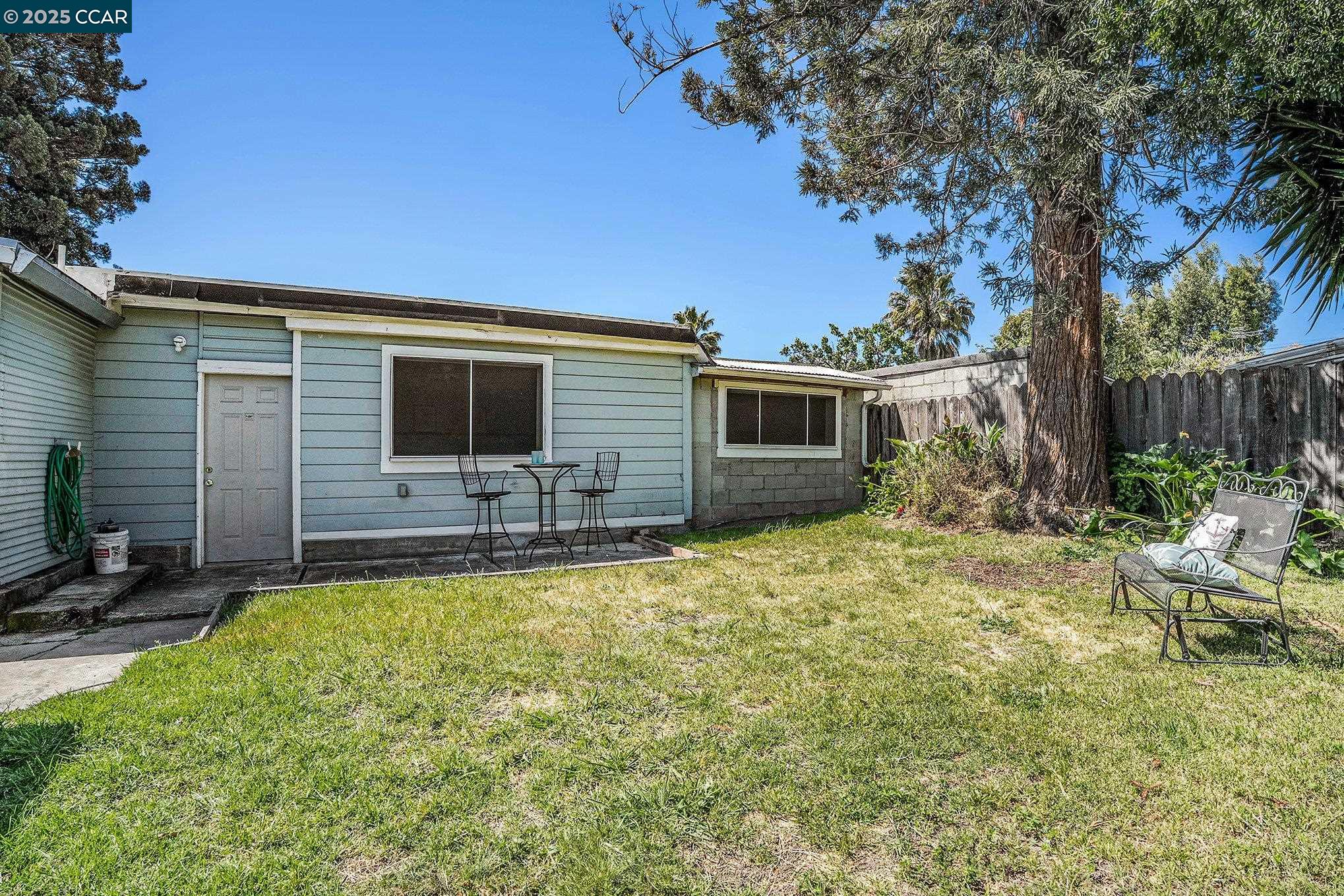 Detail Gallery Image 27 of 30 For 125 17th St, Richmond,  CA 94801 - 2 Beds | 2 Baths