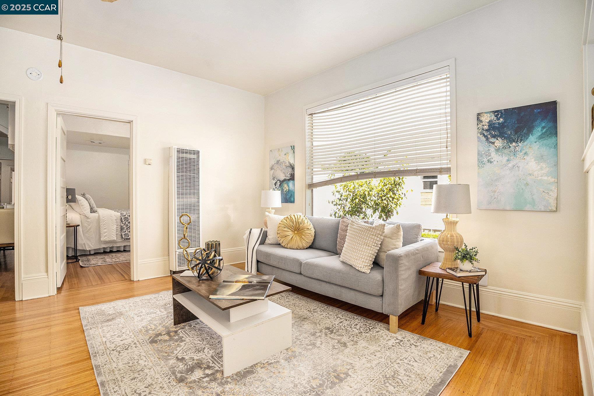 Detail Gallery Image 6 of 30 For 125 17th St, Richmond,  CA 94801 - 2 Beds | 2 Baths