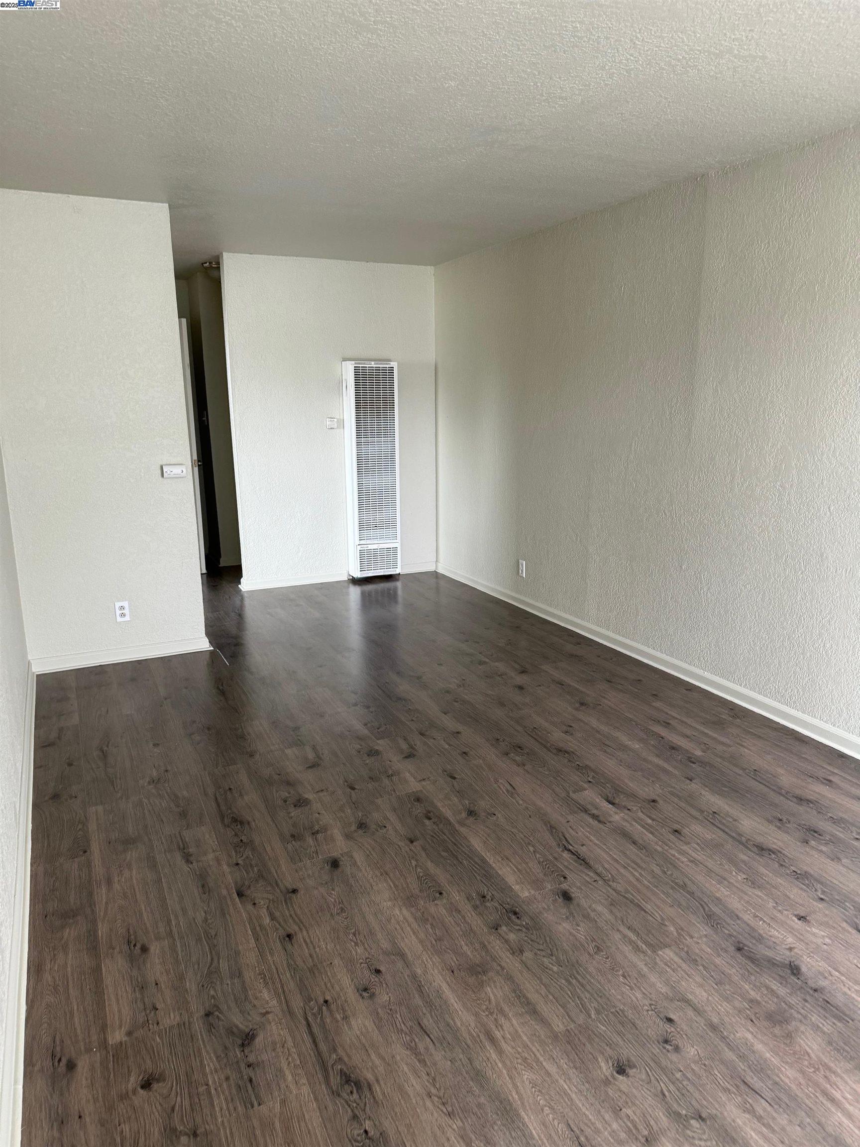 Detail Gallery Image 3 of 16 For 717 Shepherd Ave, Hayward,  CA 94544 - – Beds | – Baths