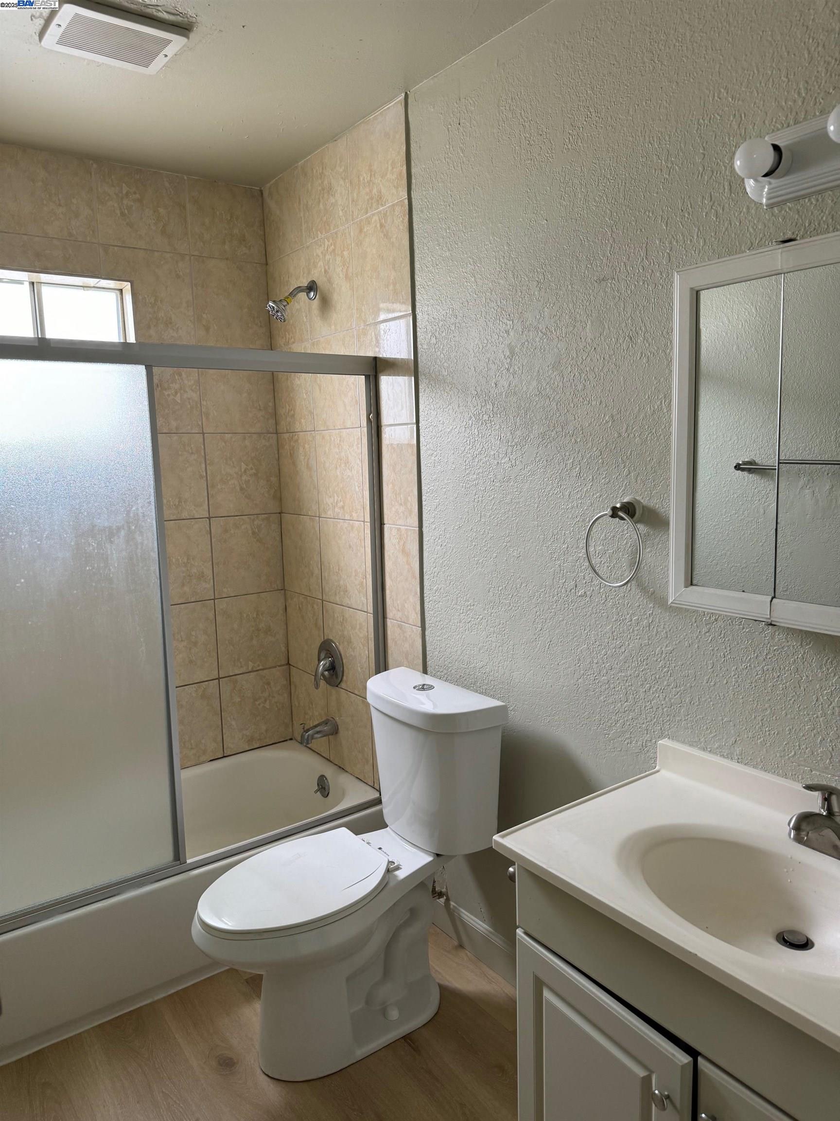 Detail Gallery Image 5 of 16 For 717 Shepherd Ave, Hayward,  CA 94544 - – Beds | – Baths