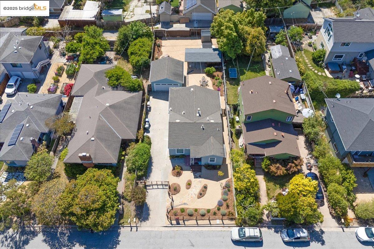 Detail Gallery Image 16 of 25 For 725 Trevethan Ave, Santa Cruz,  CA 95065 - 2 Beds | 1 Baths