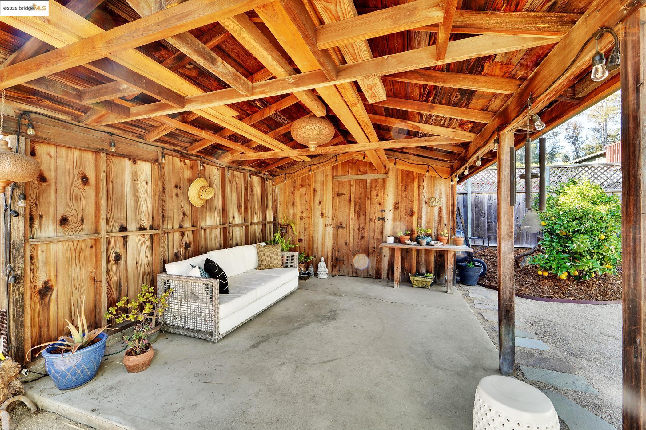 Detail Gallery Image 22 of 26 For 725 Trevethan Ave, Santa Cruz,  CA 95065 - 2 Beds | 1 Baths