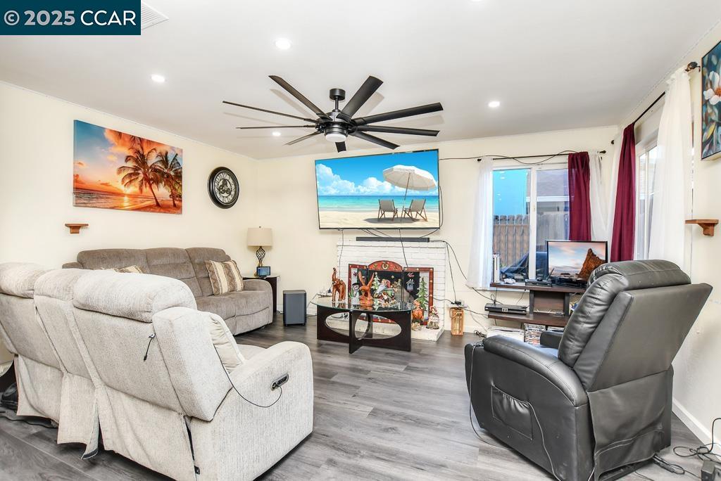 Detail Gallery Image 11 of 23 For 1730 Magnolia Way, Antioch,  CA 94509-2121 - 3 Beds | 2 Baths