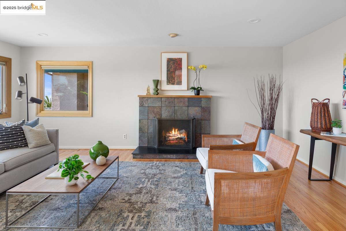 11718 Cranford Way, Oakland, California 94605, 4 Bedrooms Bedrooms, 8 Rooms Rooms,3 BathroomsBathrooms,Residential,For Sale,11718 Cranford Way,41096377