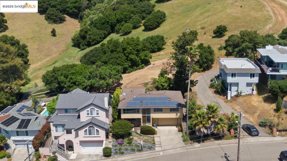 11718 Cranford Way, Oakland, California 94605, 4 Bedrooms Bedrooms, 8 Rooms Rooms,3 BathroomsBathrooms,Residential,For Sale,11718 Cranford Way,41096377
