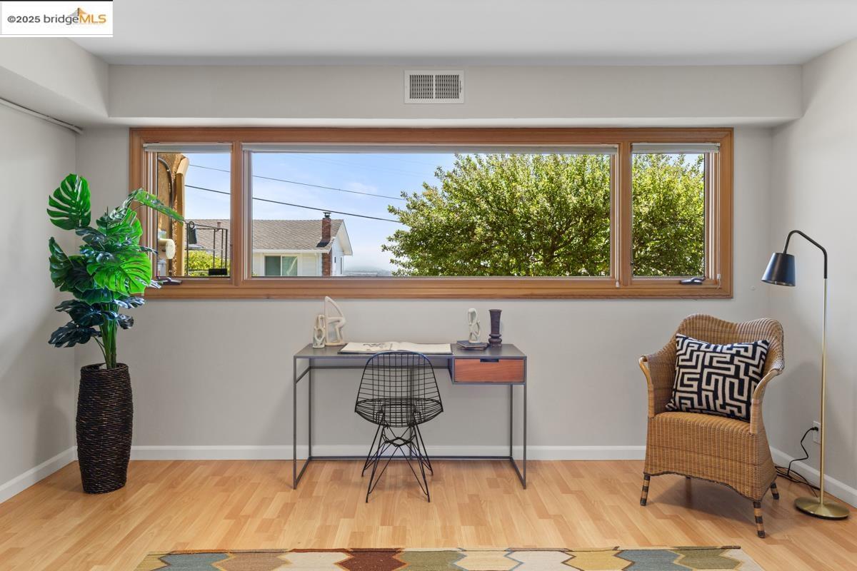 11718 Cranford Way, Oakland, California 94605, 4 Bedrooms Bedrooms, 8 Rooms Rooms,3 BathroomsBathrooms,Residential,For Sale,11718 Cranford Way,41096377
