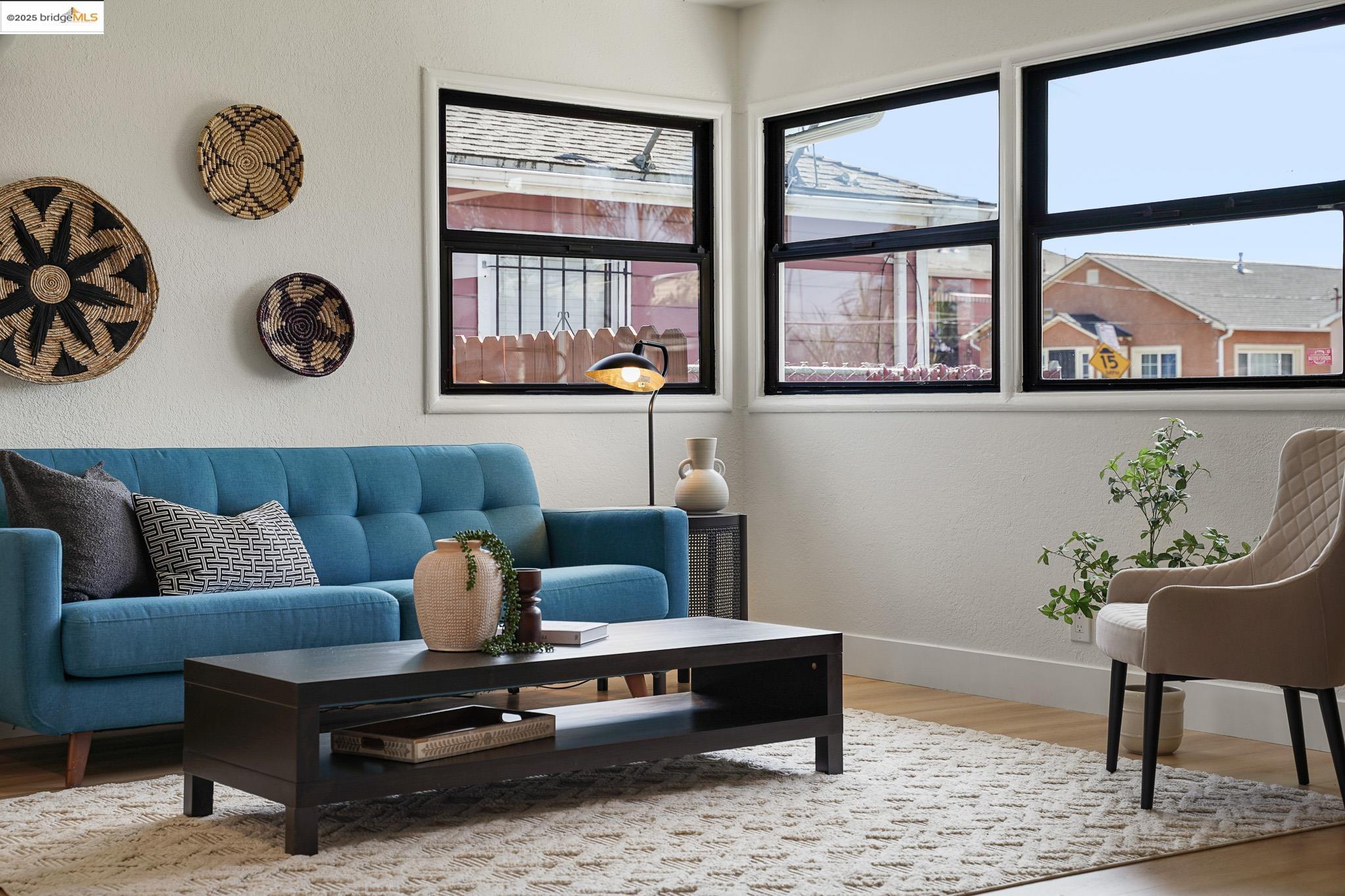 430 Douglas, Oakland, California 94603, 2 Bedrooms Bedrooms, 6 Rooms Rooms,1 BathroomBathrooms,Residential,For Sale,430 Douglas,41096378