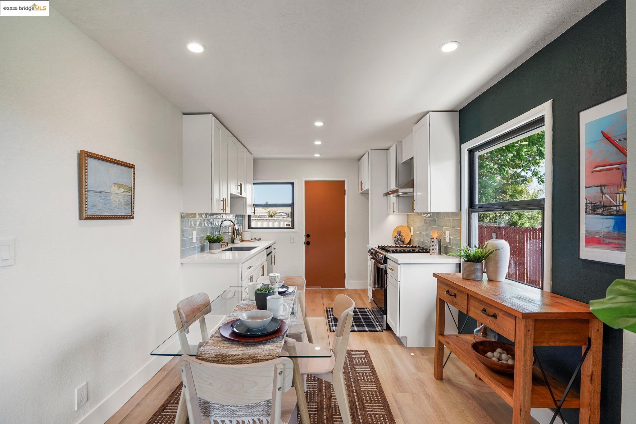 430 Douglas, Oakland, California 94603, 2 Bedrooms Bedrooms, 6 Rooms Rooms,1 BathroomBathrooms,Residential,For Sale,430 Douglas,41096378