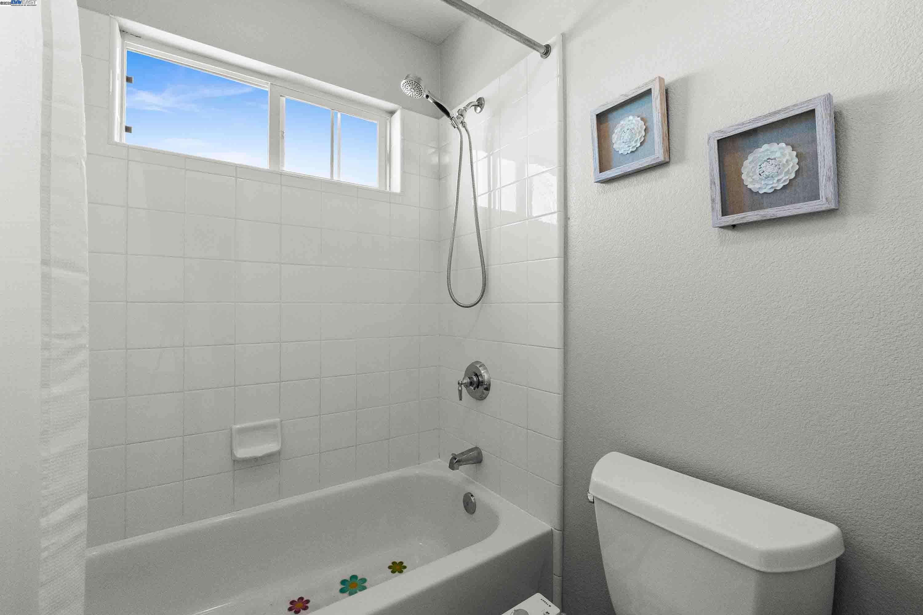 Detail Gallery Image 29 of 45 For 6235 Robertson Ave, Newark,  CA 94560 - 4 Beds | 3 Baths