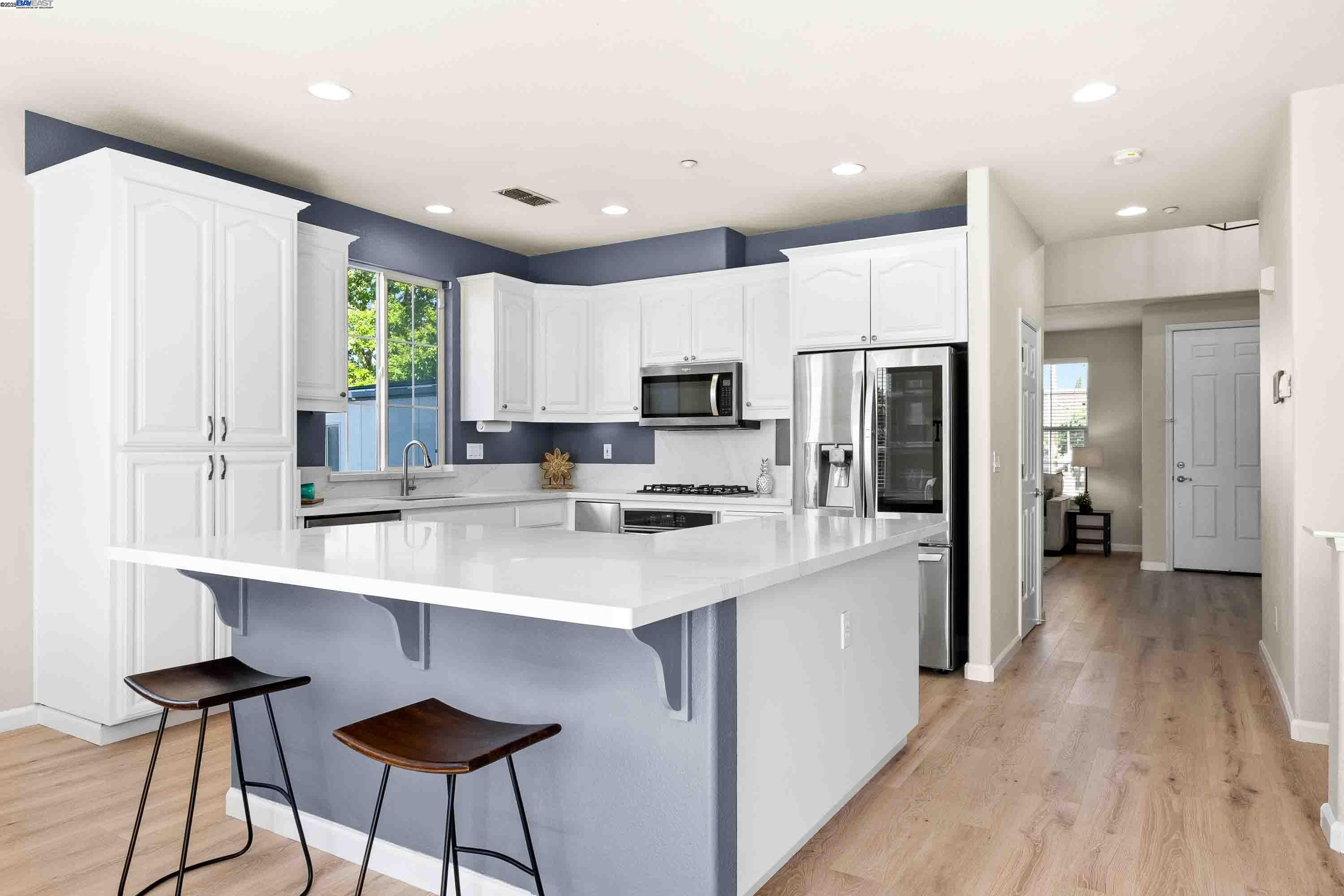 Detail Gallery Image 8 of 45 For 6235 Robertson Ave, Newark,  CA 94560 - 4 Beds | 3 Baths