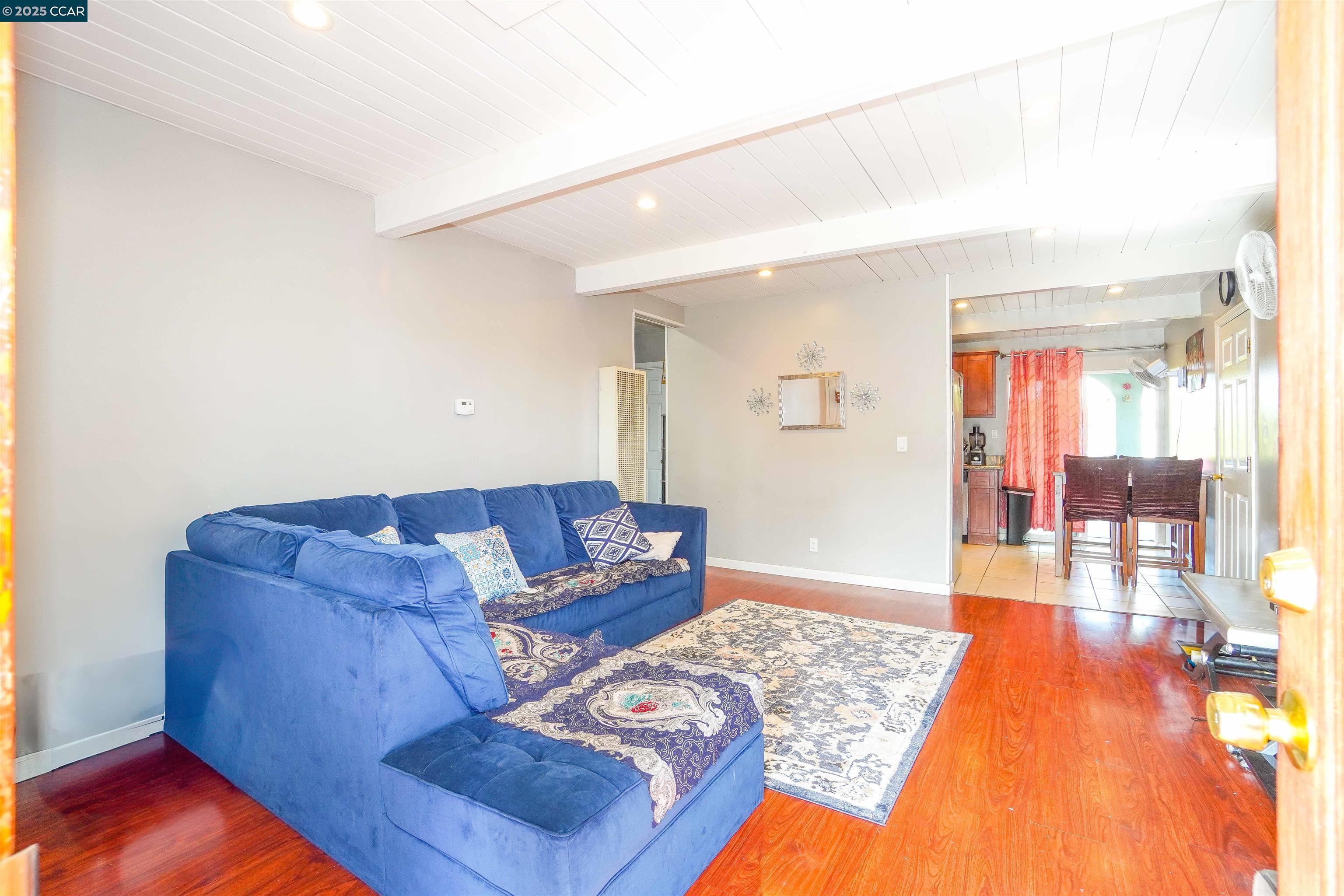 Detail Gallery Image 2 of 39 For 37 Wharf Dr, Bay Point,  CA 94565 - 3 Beds | 1 Baths