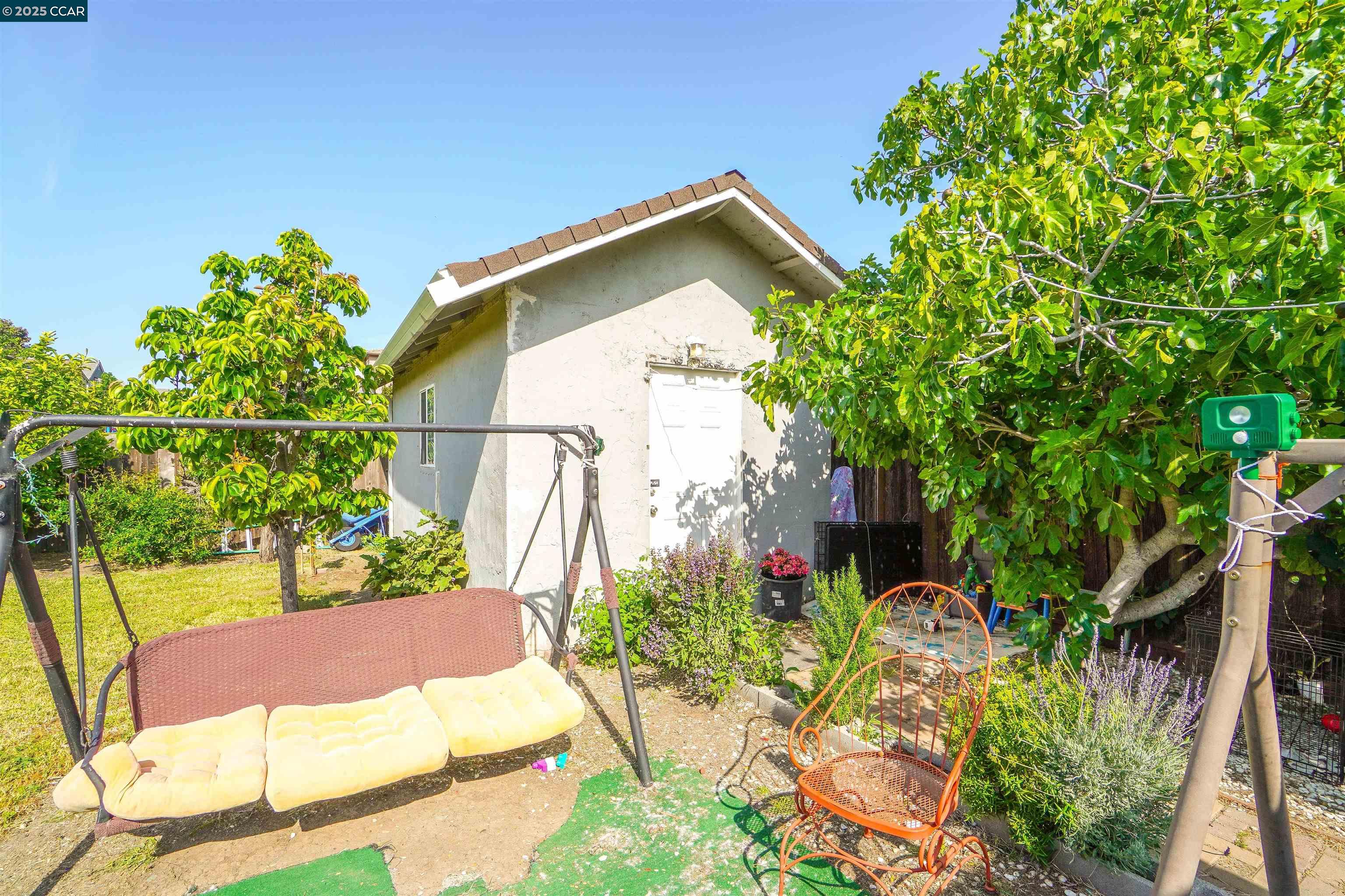 Detail Gallery Image 23 of 39 For 37 Wharf Dr, Bay Point,  CA 94565 - 3 Beds | 1 Baths