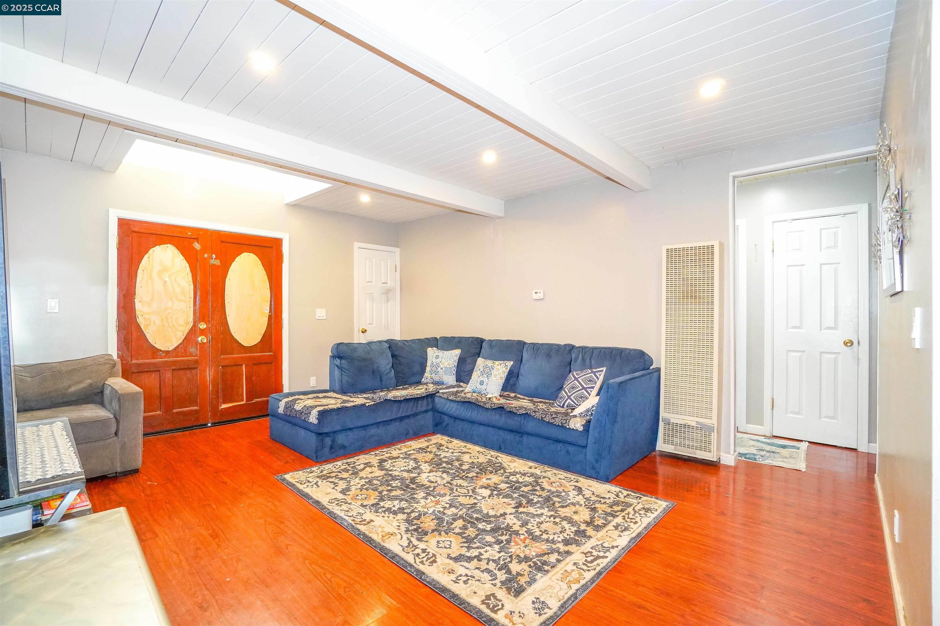 Detail Gallery Image 4 of 39 For 37 Wharf Dr, Bay Point,  CA 94565 - 3 Beds | 1 Baths
