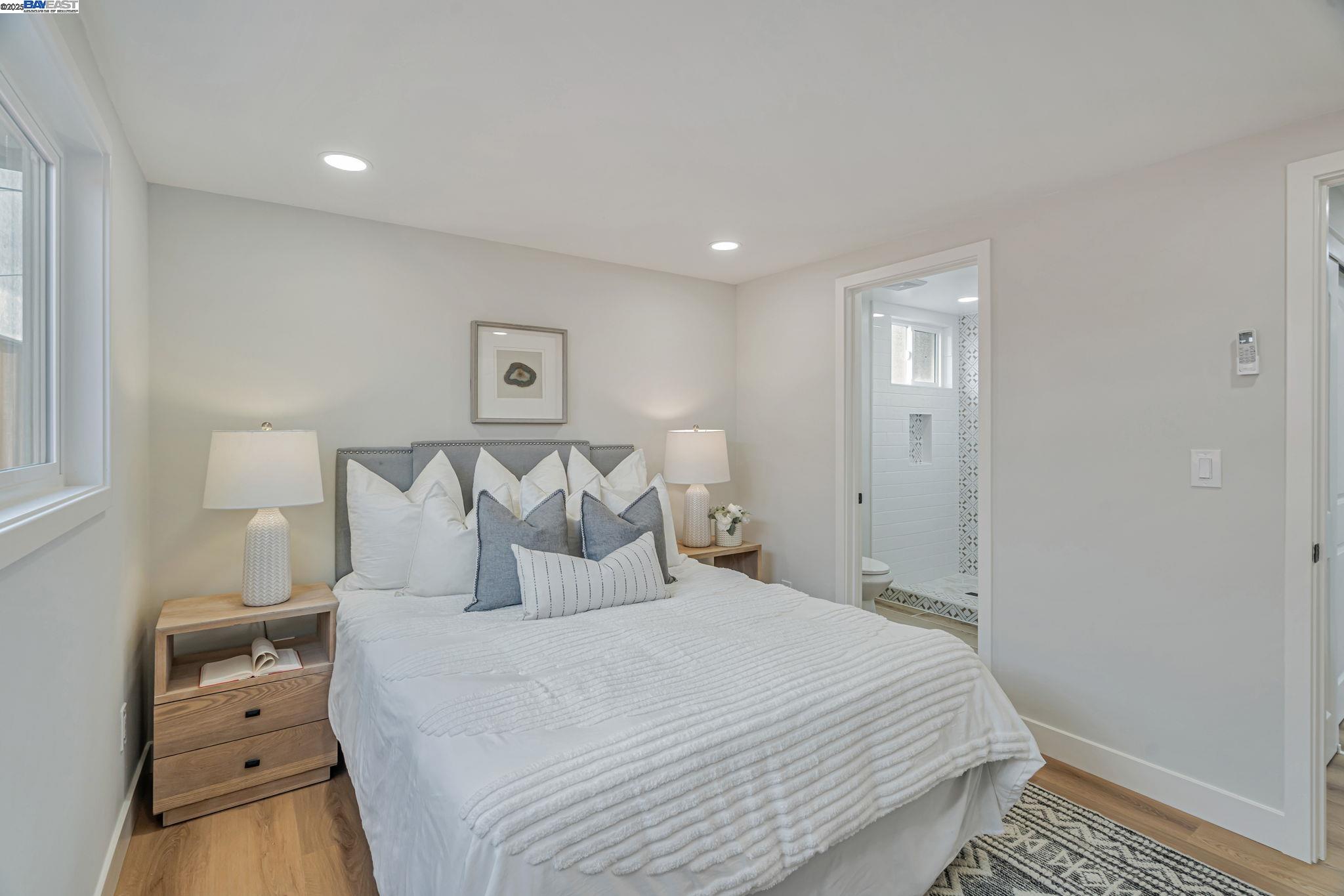 Detail Gallery Image 1 of 12 For 14220 Woodhaven, San Jose,  CA 95127 - 3 Beds | 2 Baths