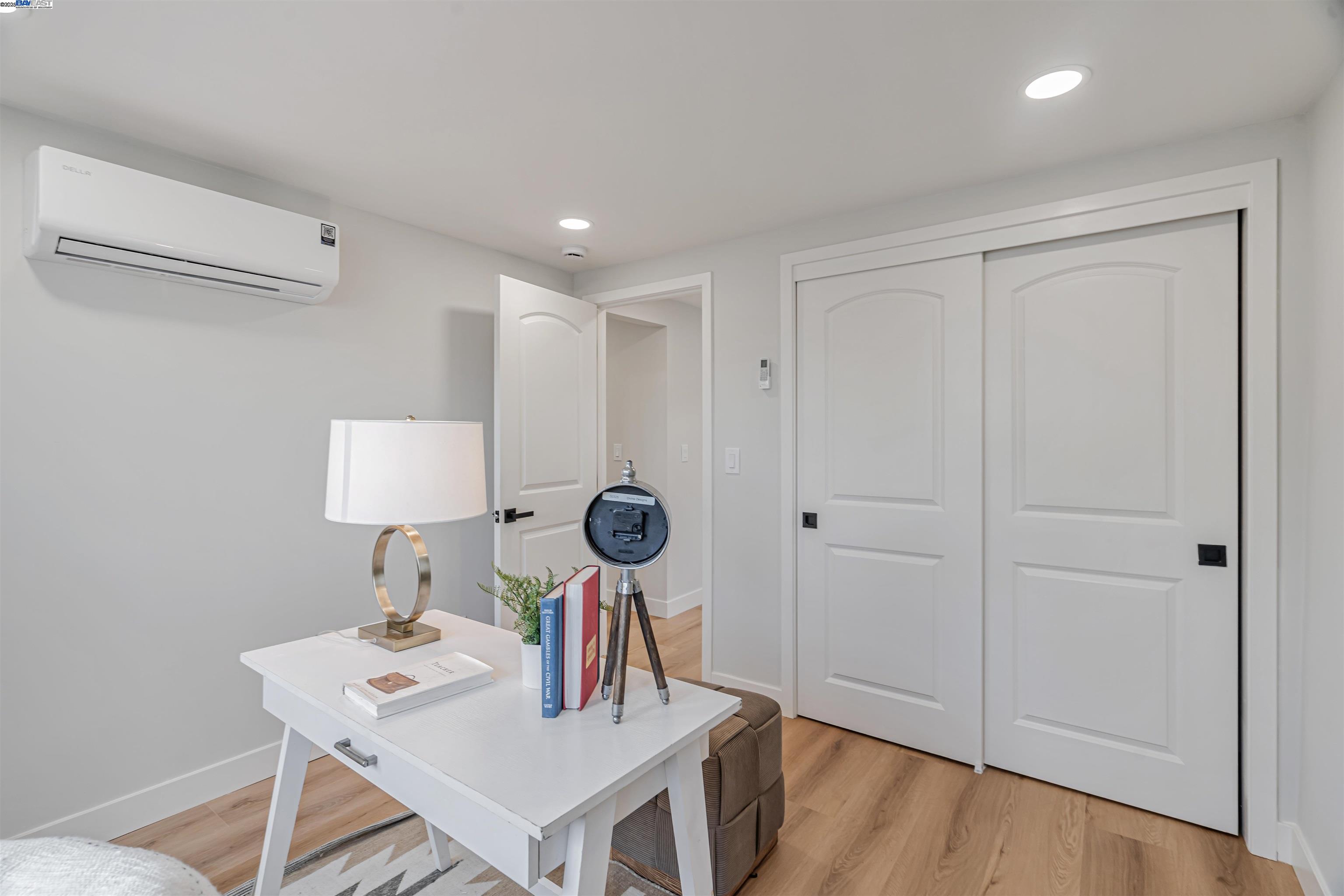 Detail Gallery Image 6 of 12 For 14220 Woodhaven, San Jose,  CA 95127 - 3 Beds | 2 Baths